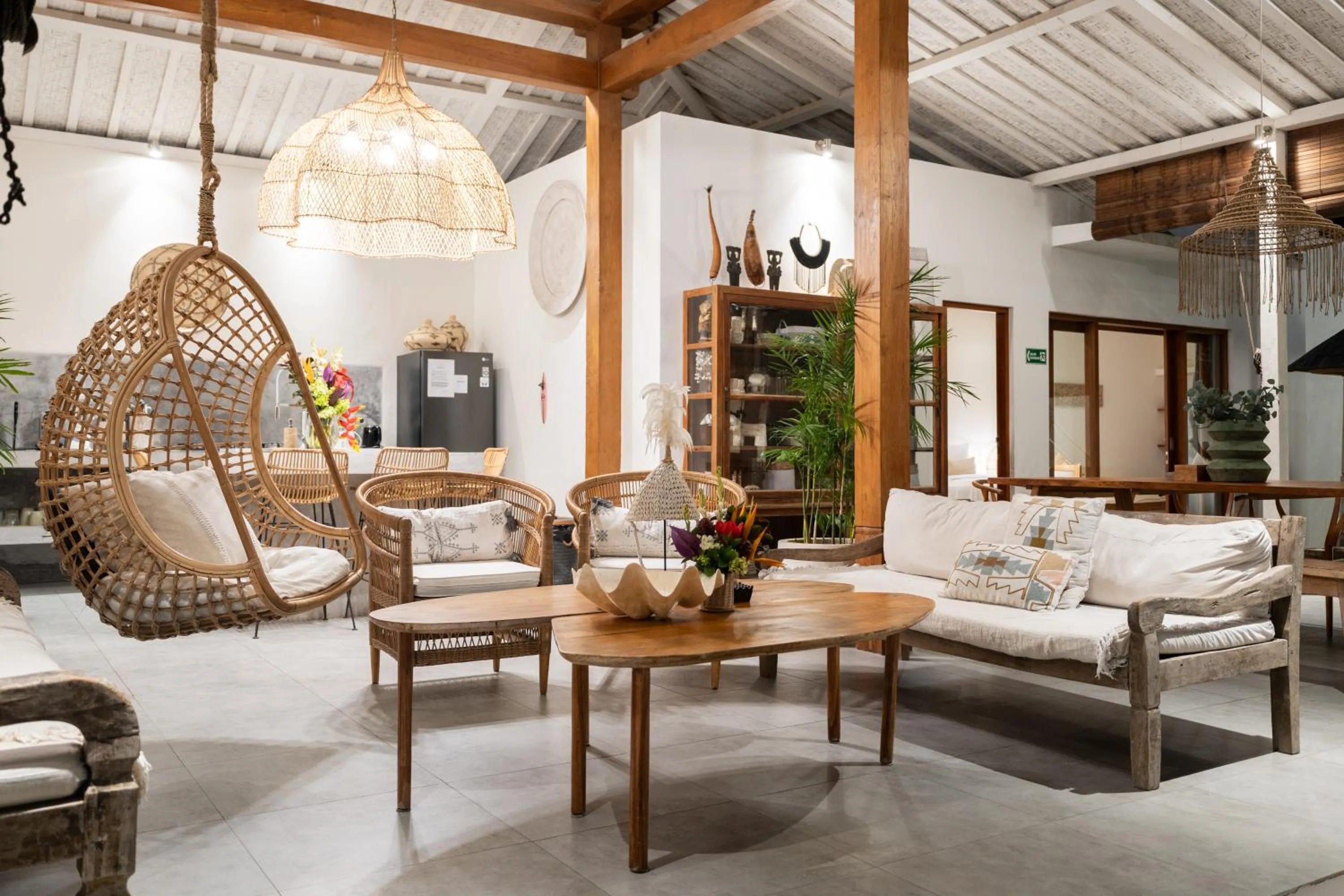 Living room in Villa Folie by Alfred in Bali