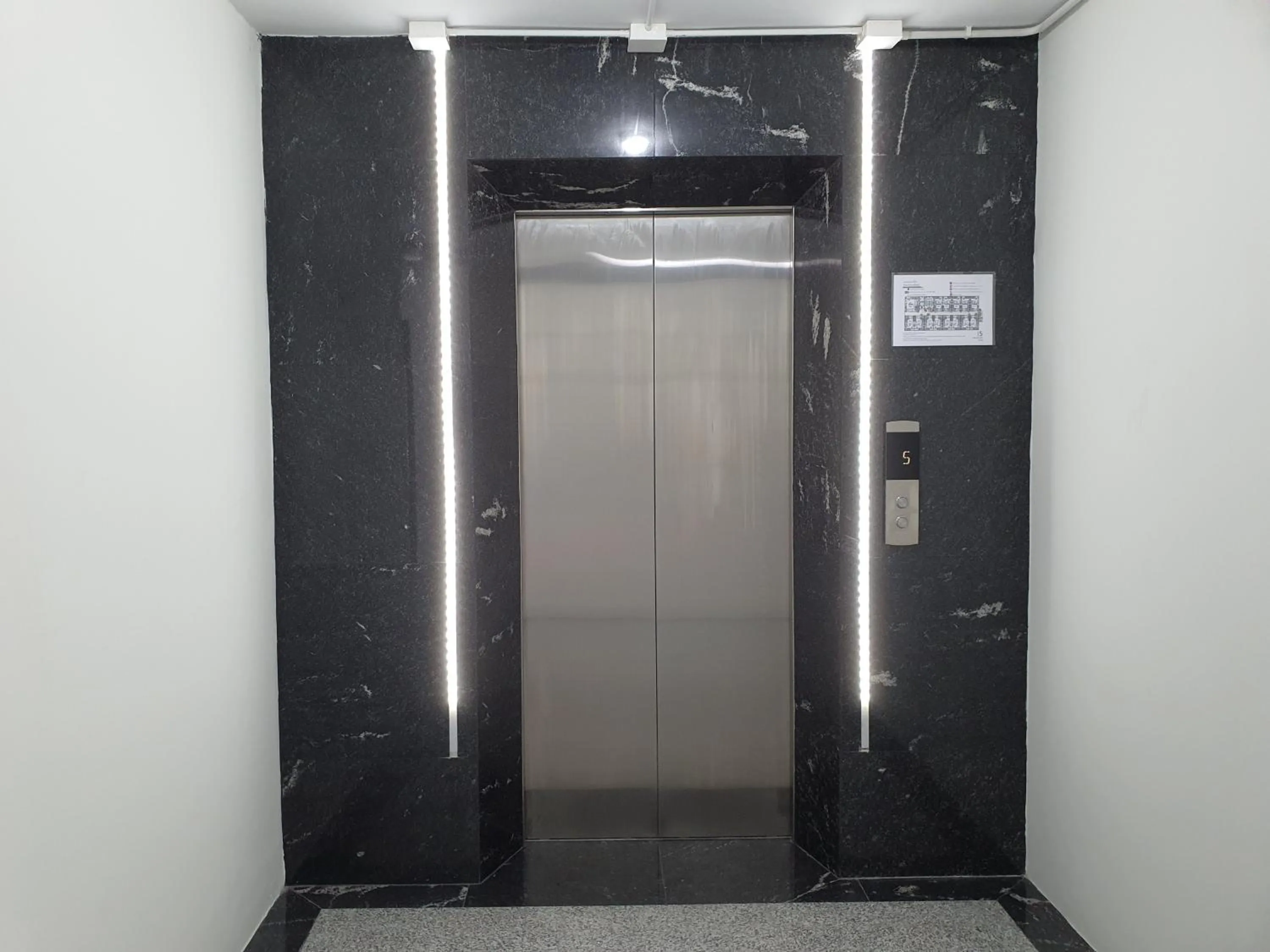 elevator in Siam Rama9 Hotel