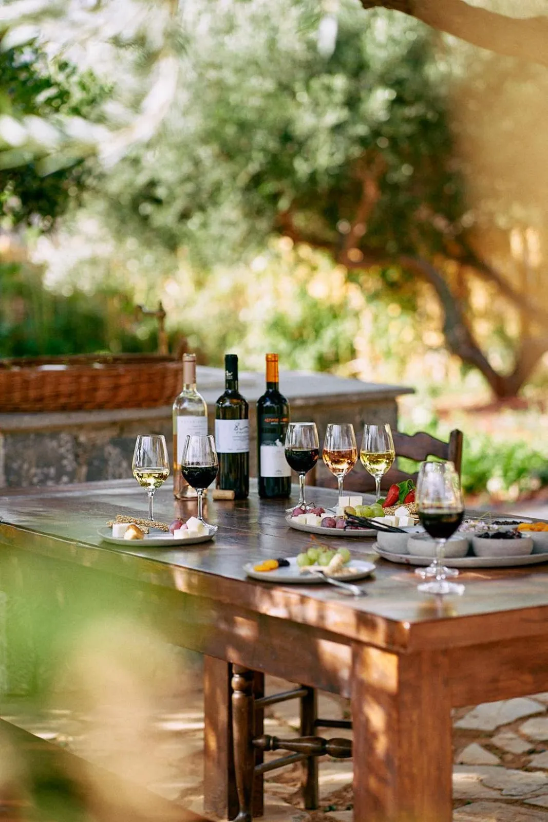 Food and drinks in Phāea Blue - Small Luxury Hotels of the World