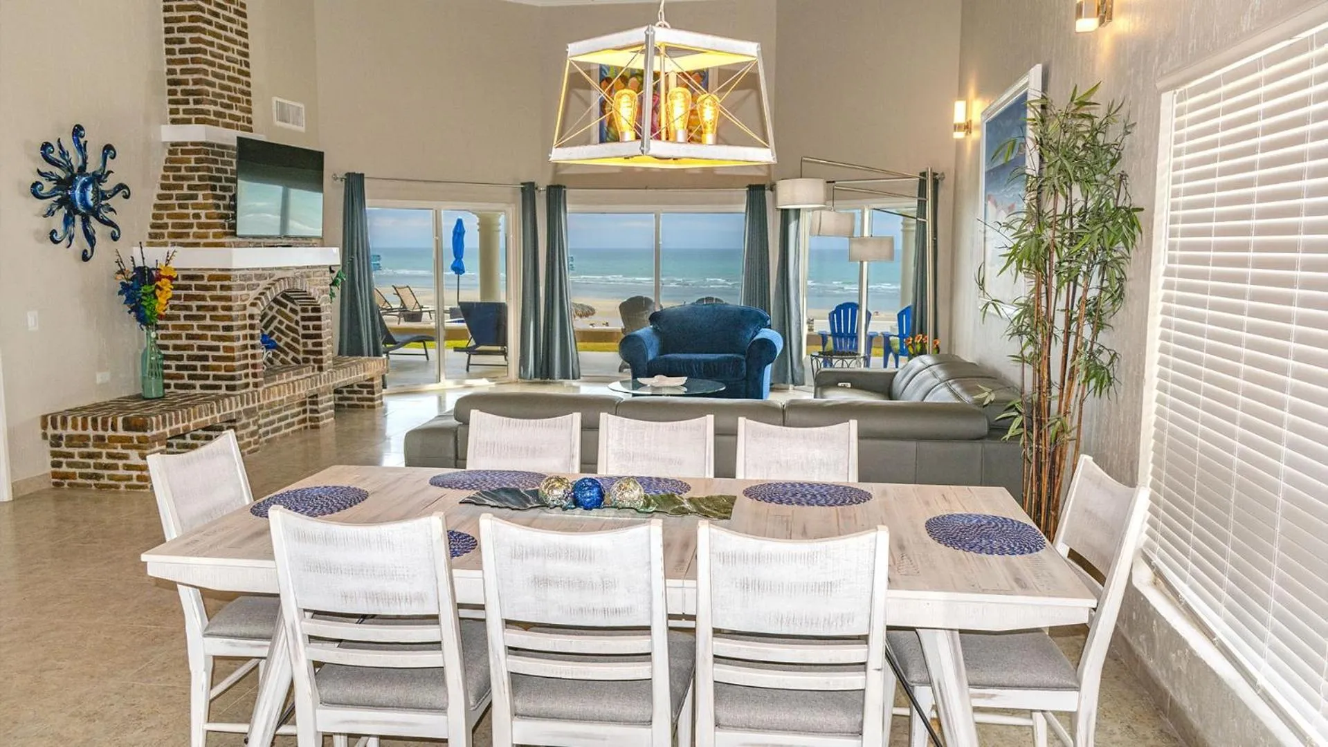 Stunning 3 Bedroom Beach Villa on Sandy Beach at Las Palmas Beachfront Resort V-16 villa