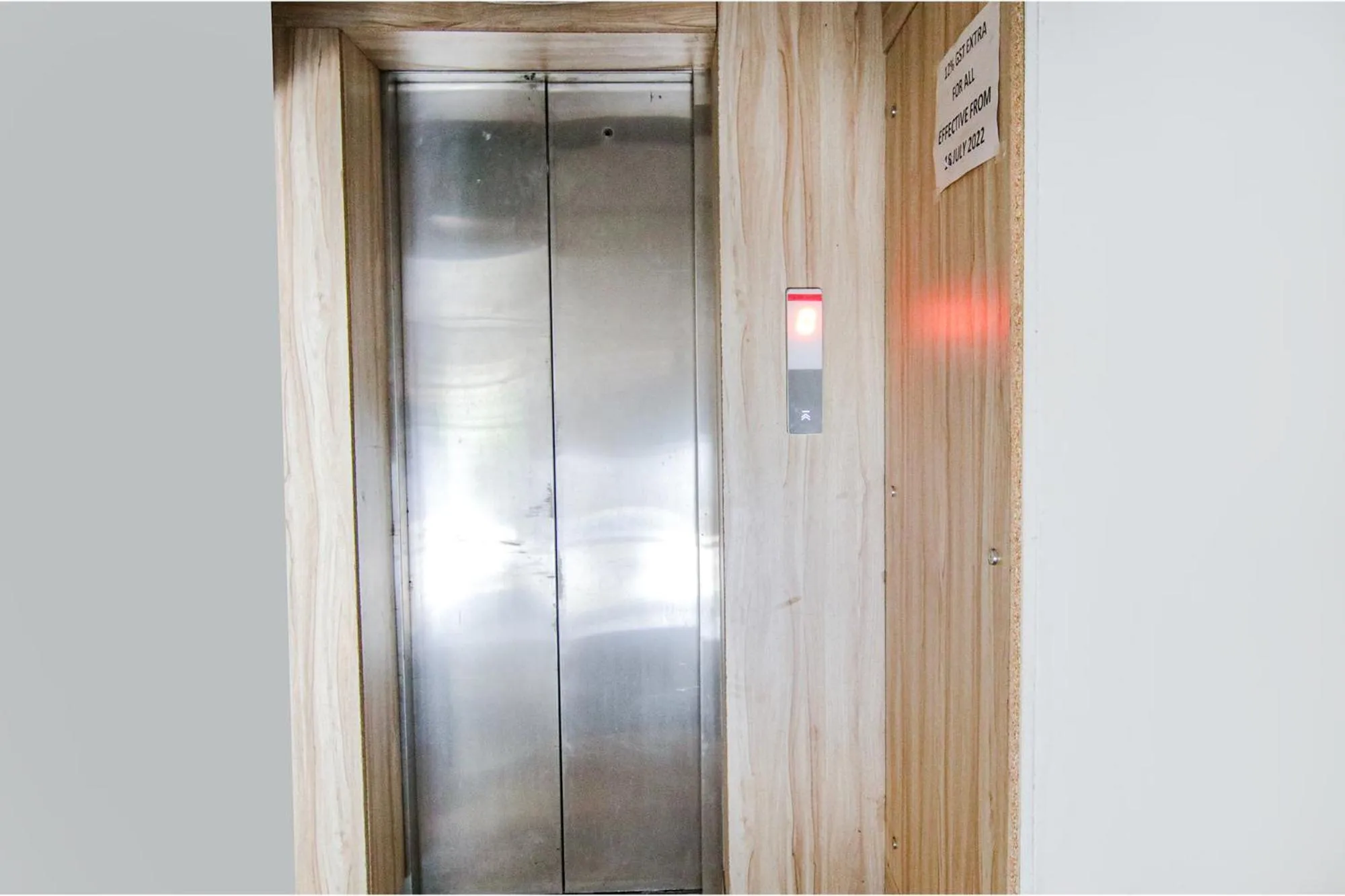 elevator in FabHotel GS