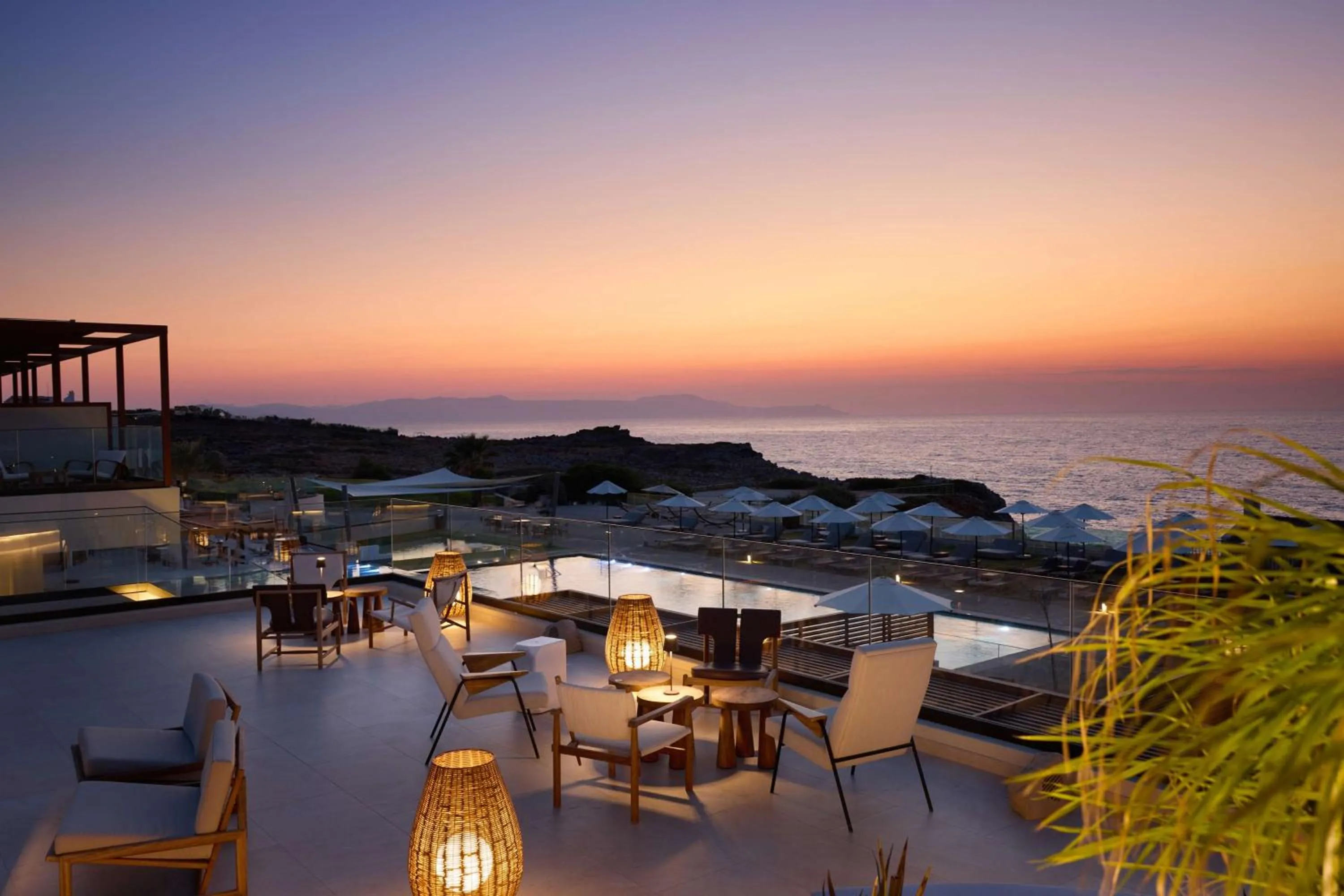 Restaurant/places to eat in Isla Brown Chania Resort, Curio Collection by Hilton