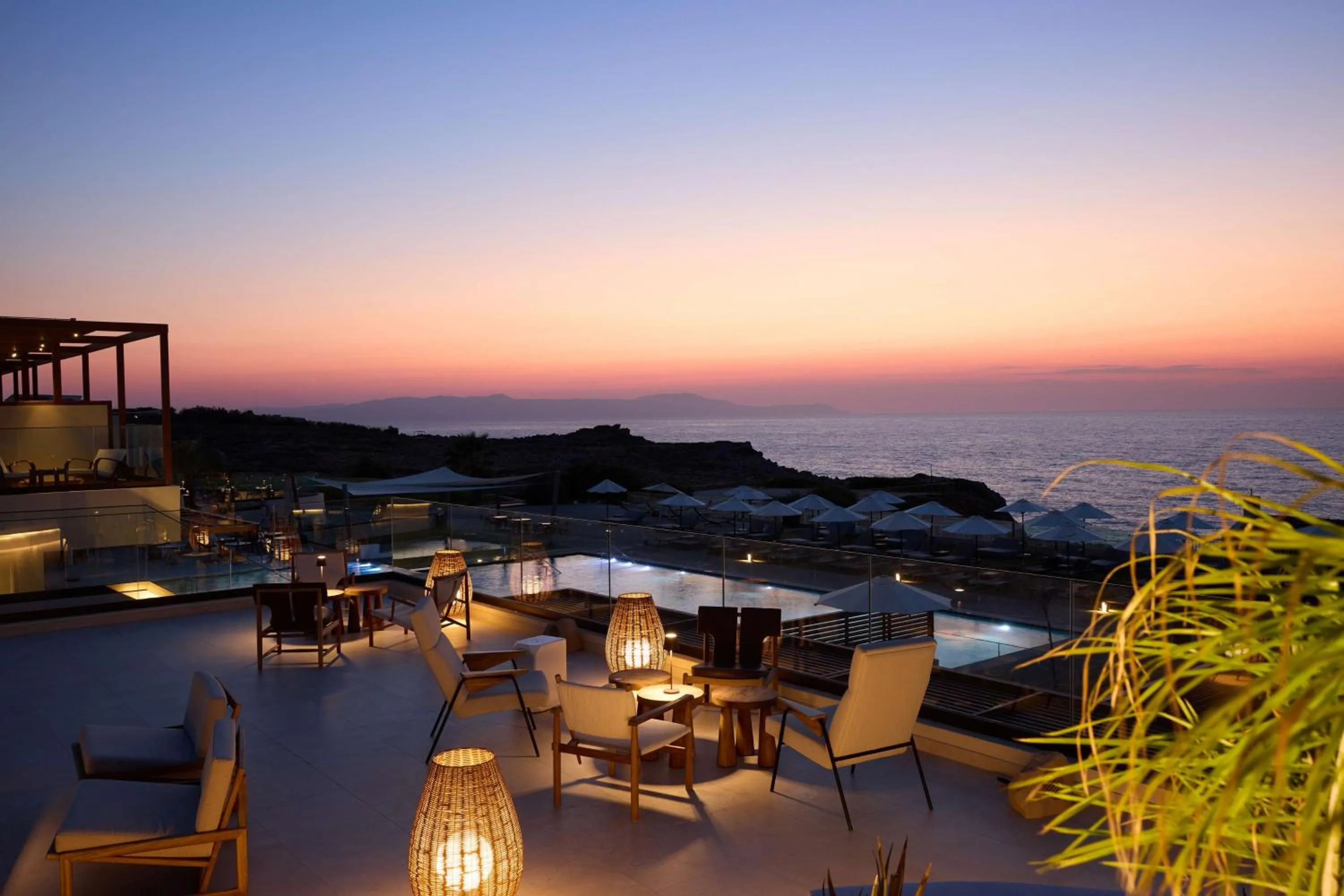 Restaurant/places to eat in Isla Brown Chania Resort, Curio Collection by Hilton