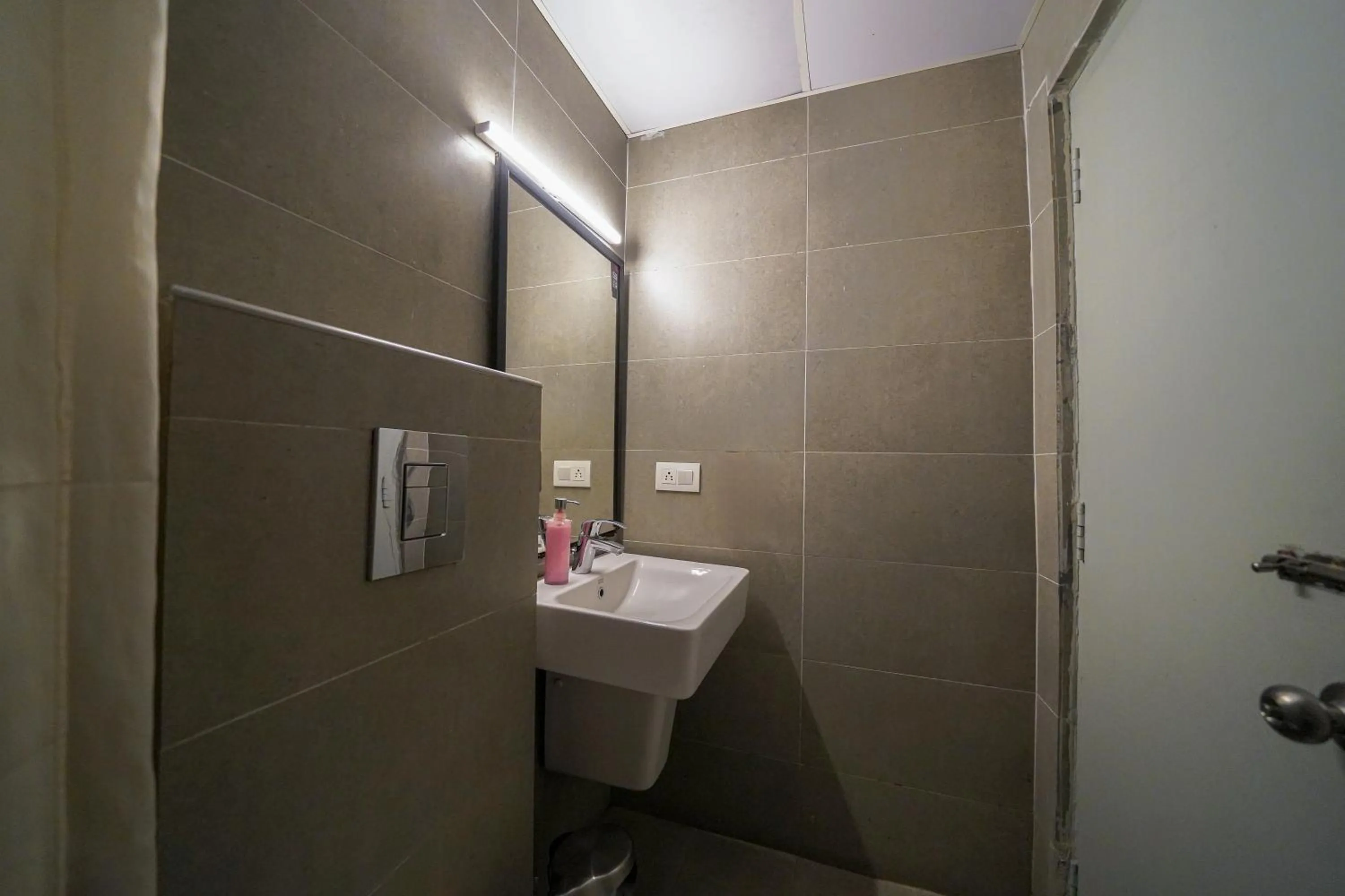 Bathroom in Olive Zip Richmond Circle by Embassy Group