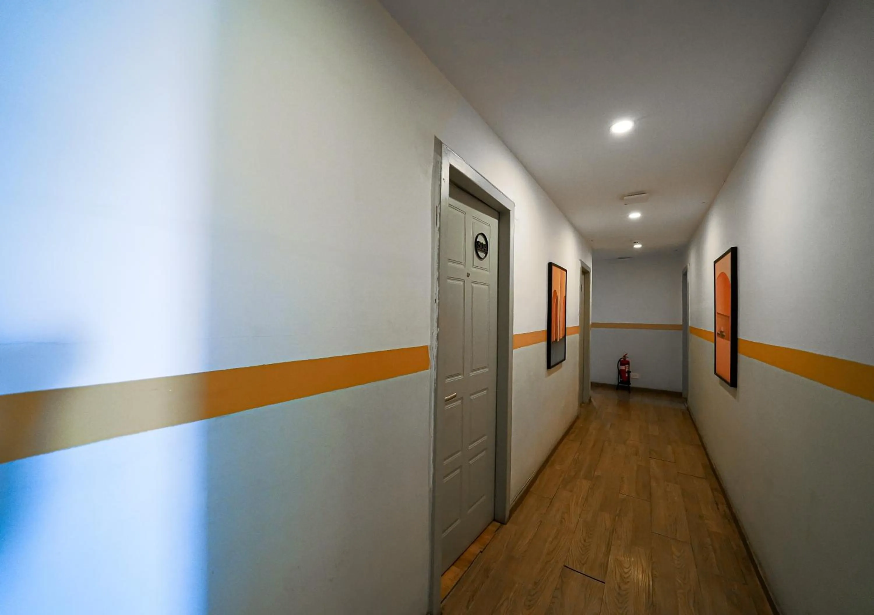 Facade/entrance in Olive Zip Richmond Circle by Embassy Group