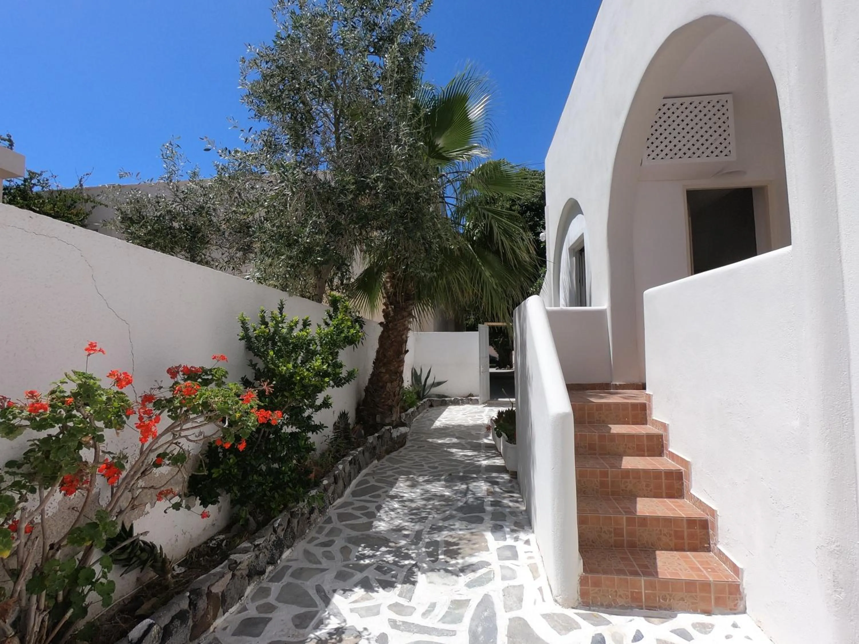 Balcony/Terrace in Anny Studios & Rooms Perissa Beach