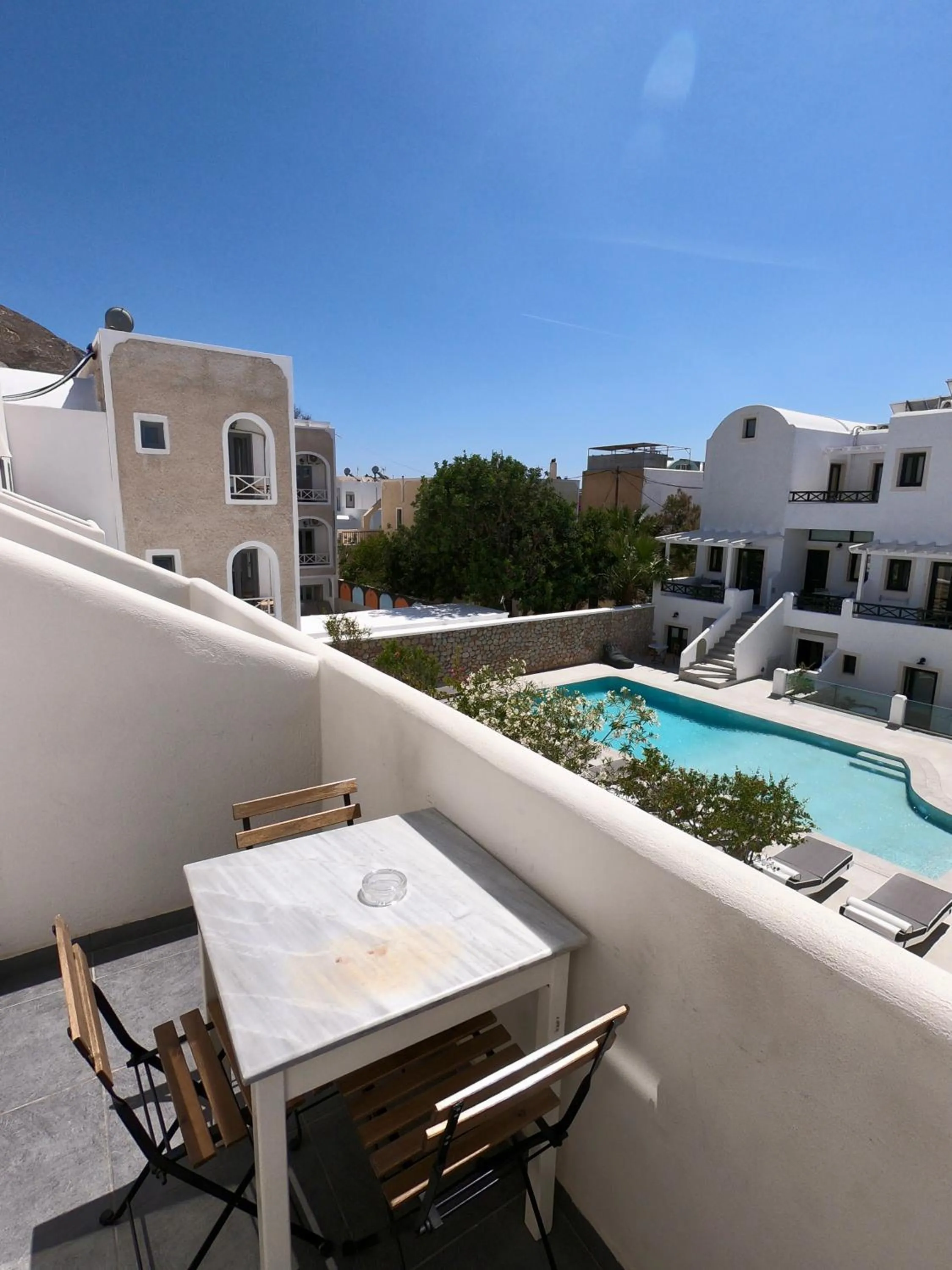 Balcony/Terrace in Anny Studios & Rooms Perissa Beach