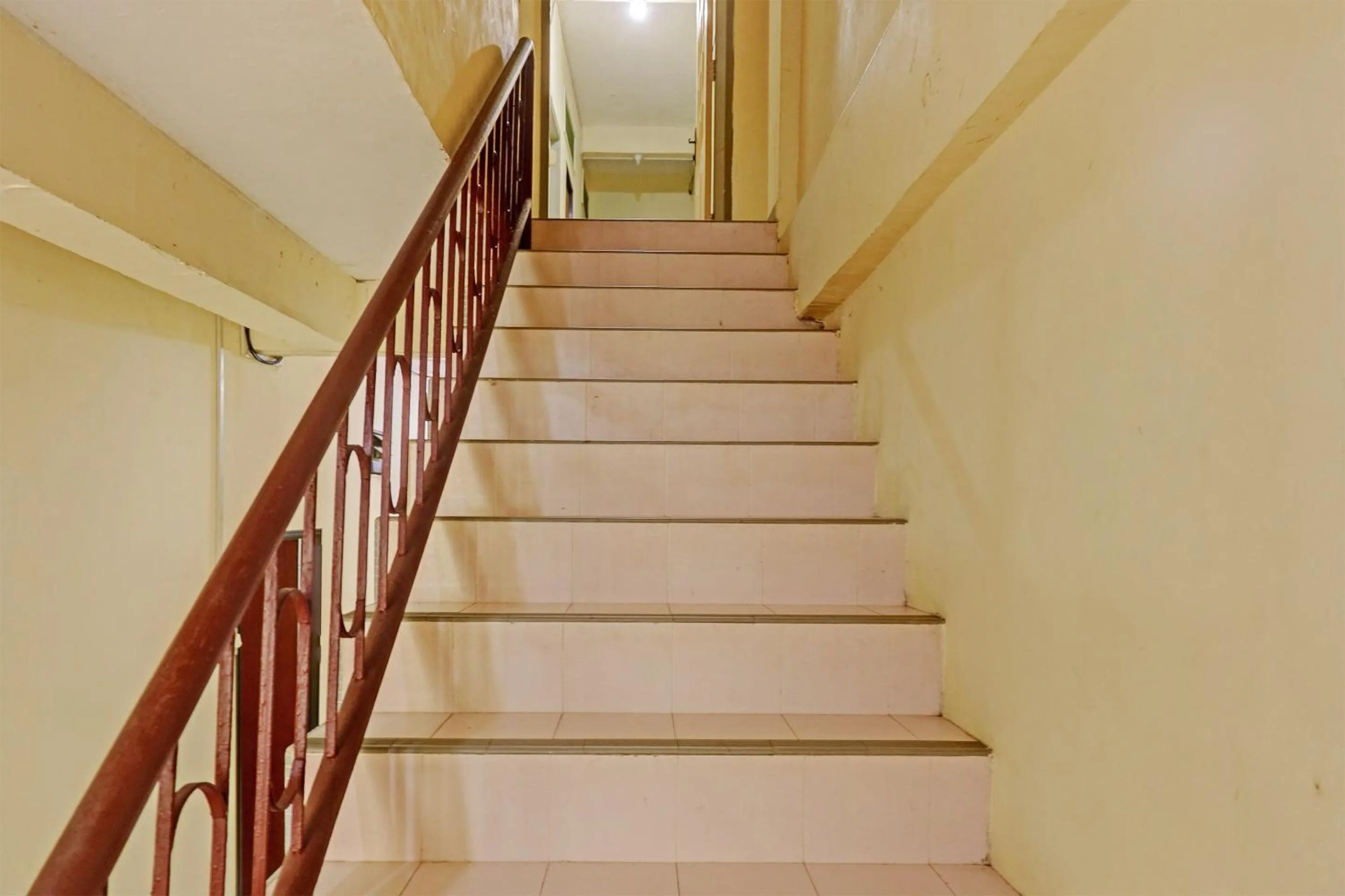 Lobby or reception in Hotel O Jodoh Stay SyariahNearPelabuhan Feri Harbor Bay