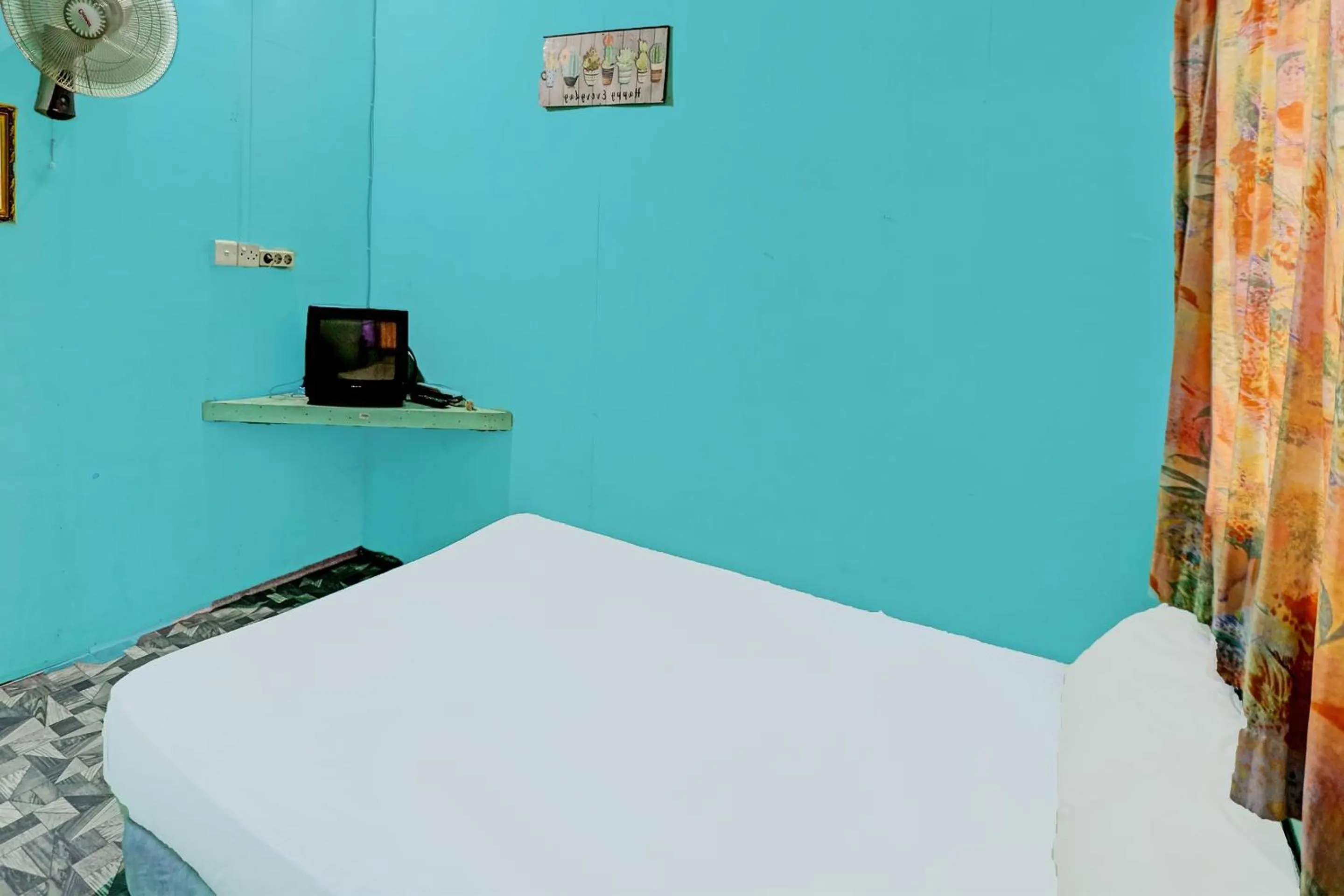 Bedroom, Bed in Hotel O Jodoh Stay SyariahNearPelabuhan Feri Harbor Bay