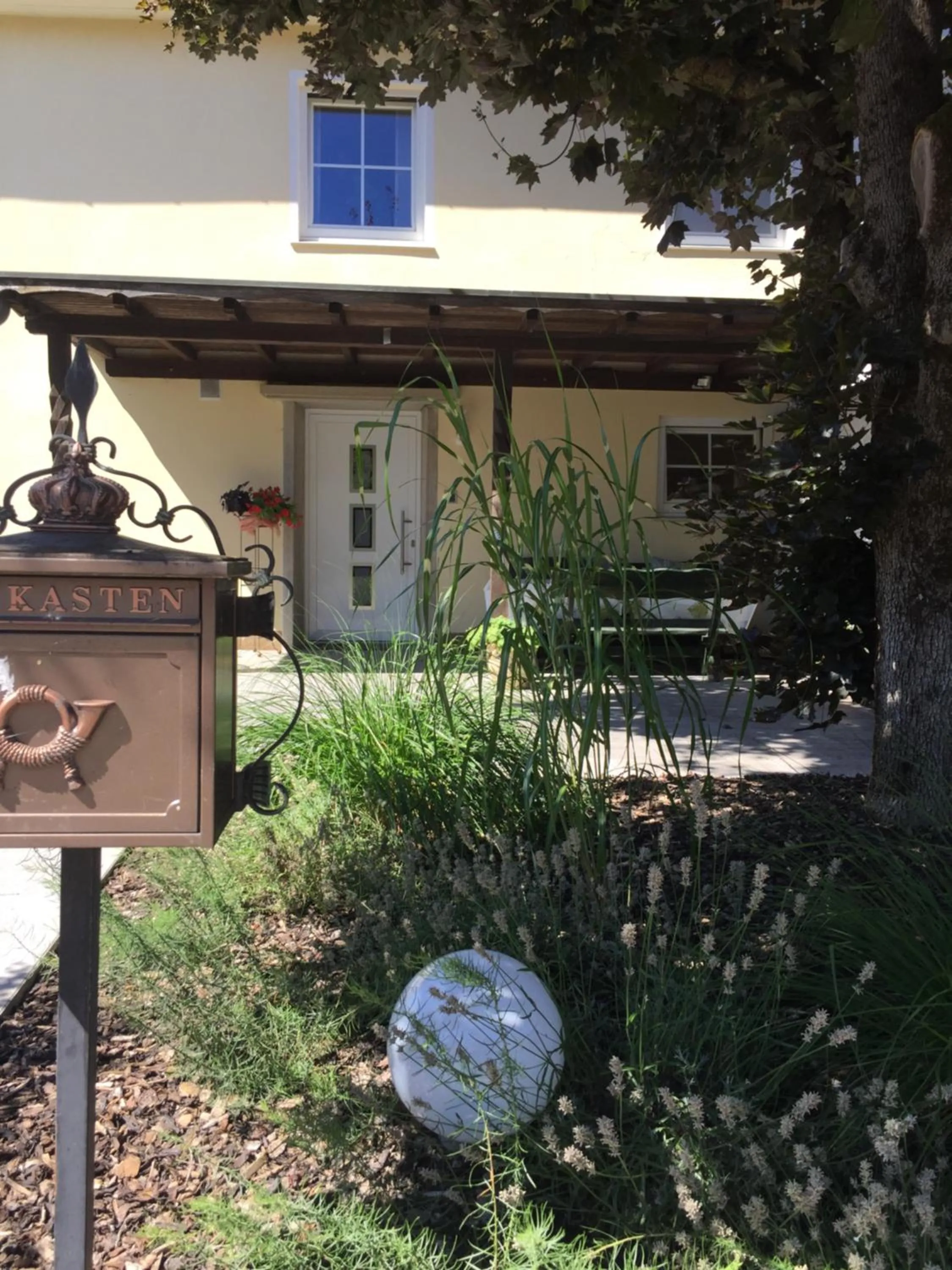Garden in Apartmentvermietung Ingrid Bolkart - Vöhlino 2