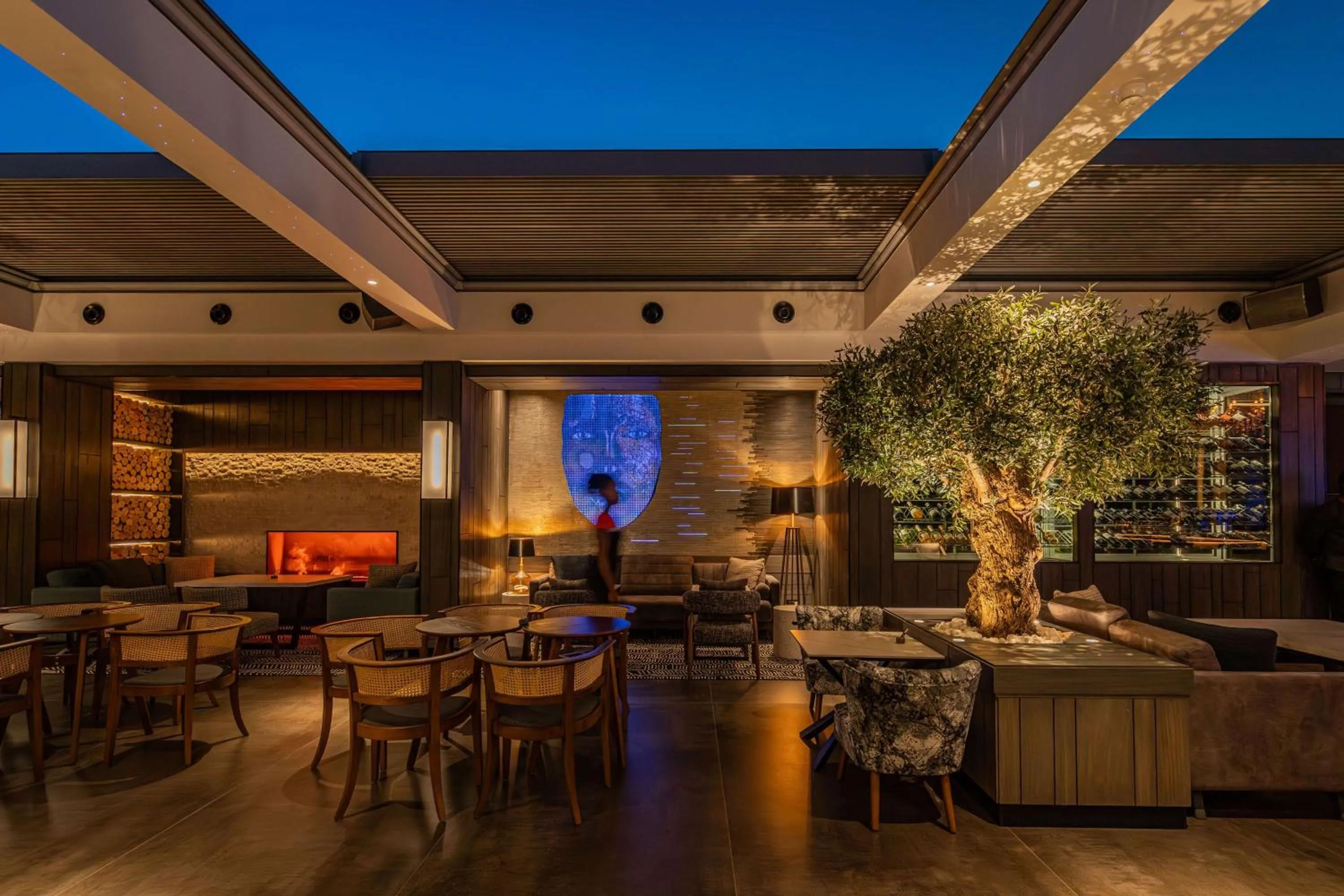 Restaurant/places to eat in Kwetu Nairobi, Curio Collection By Hilton