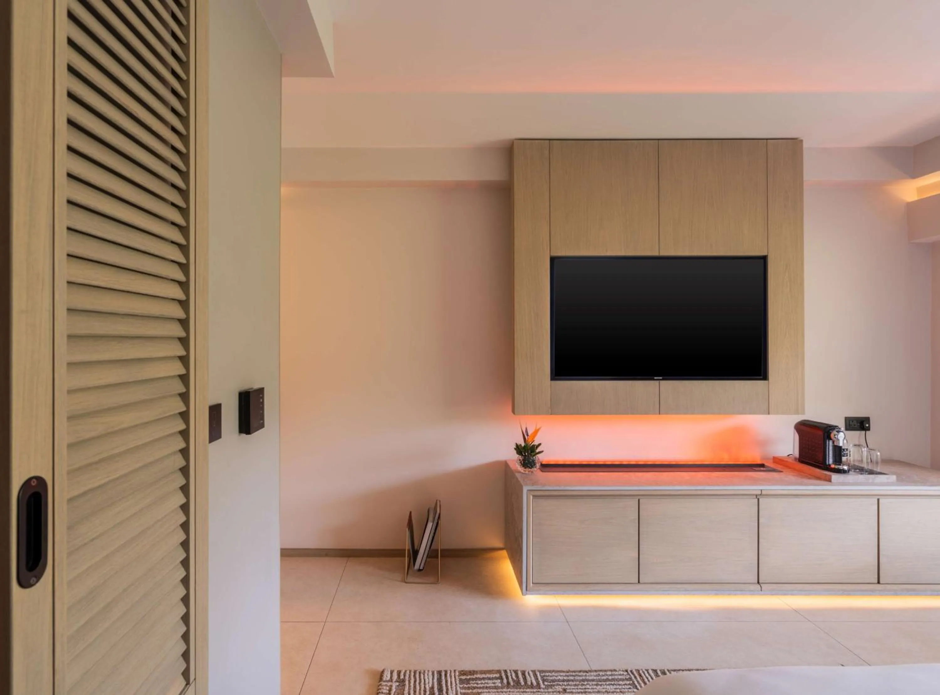 Bed in Kwetu Nairobi, Curio Collection By Hilton