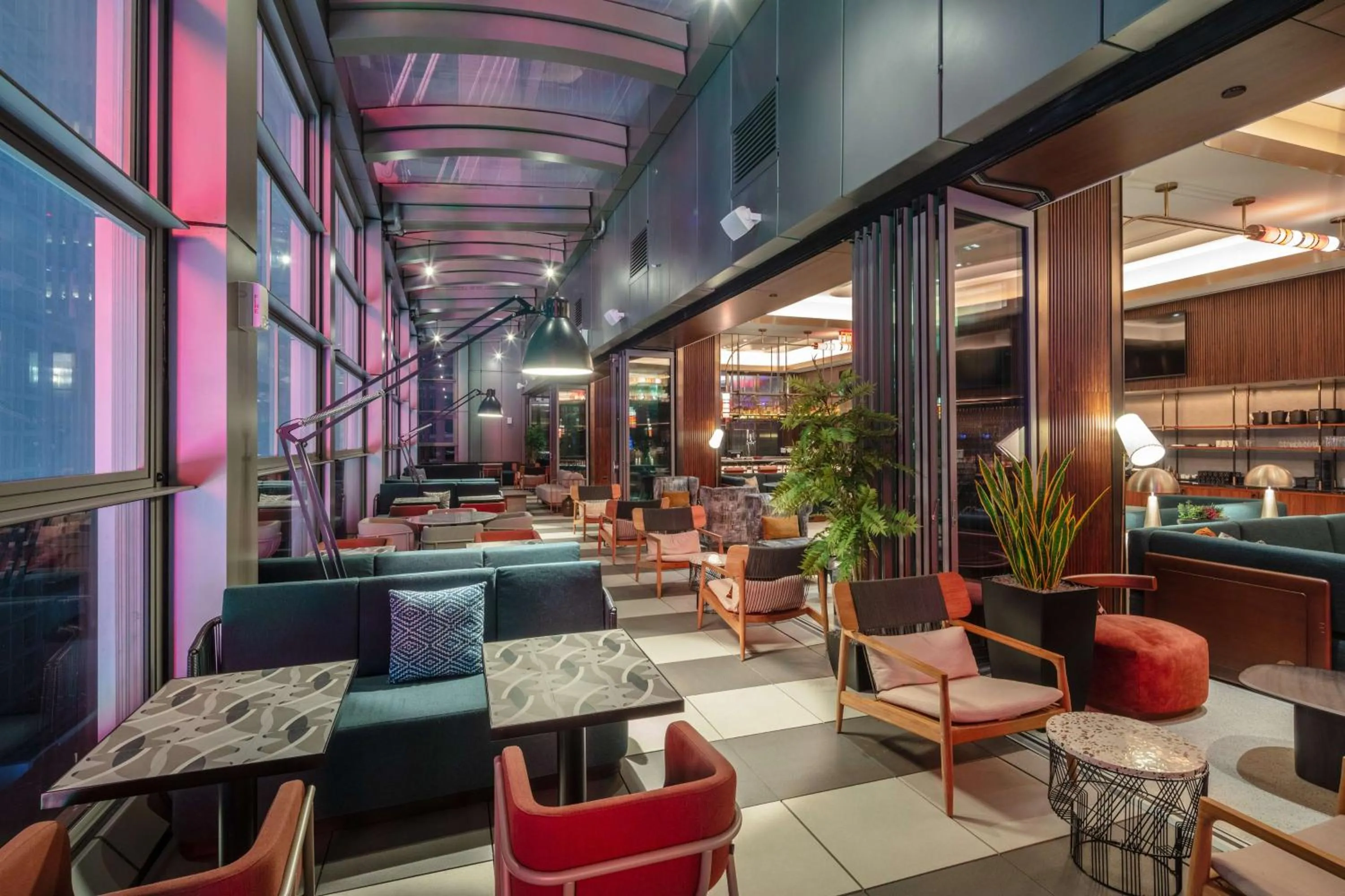 Restaurant/places to eat in Tempo By Hilton New York Times Square