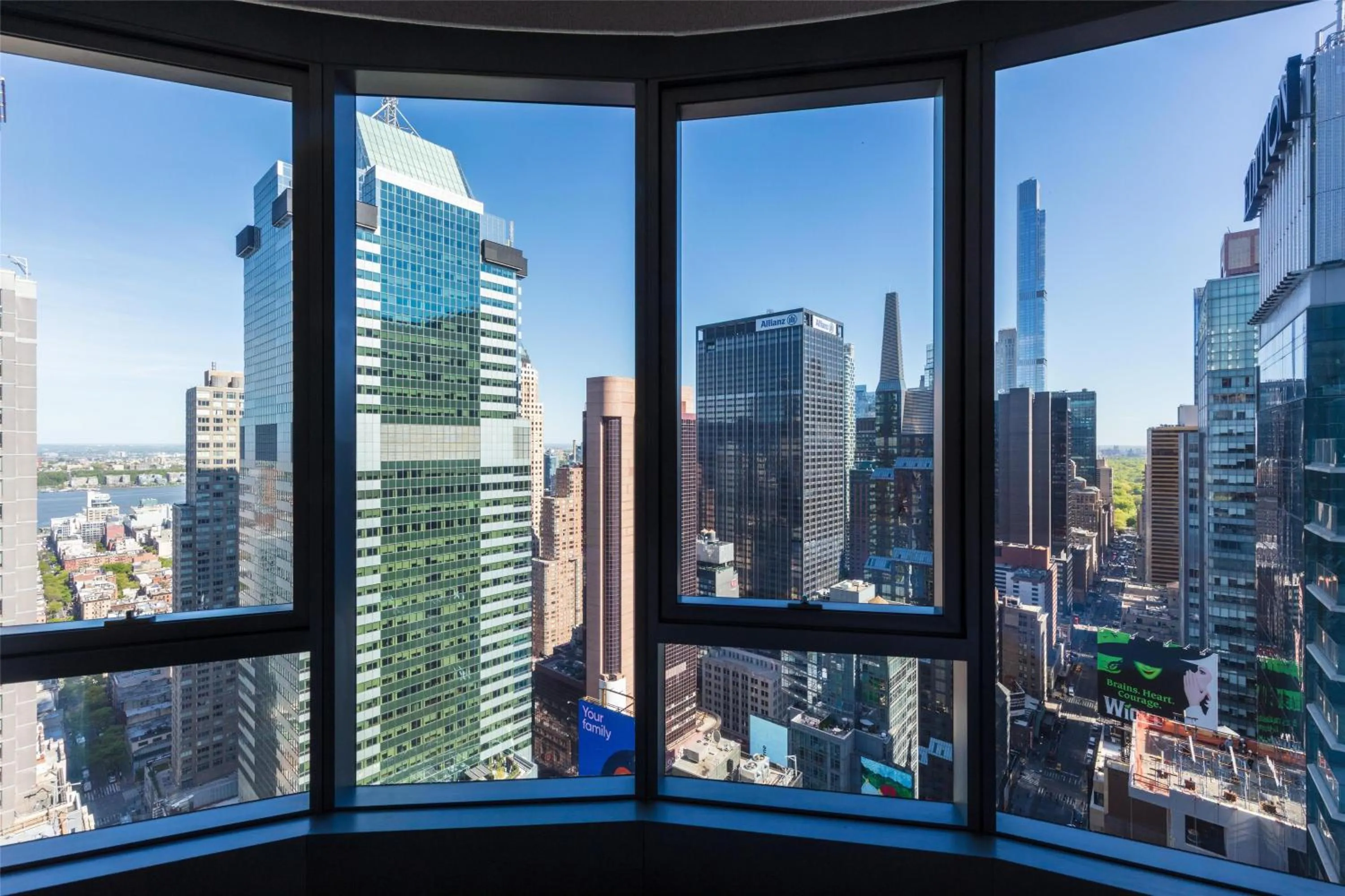 Photo of the whole room in Tempo By Hilton New York Times Square