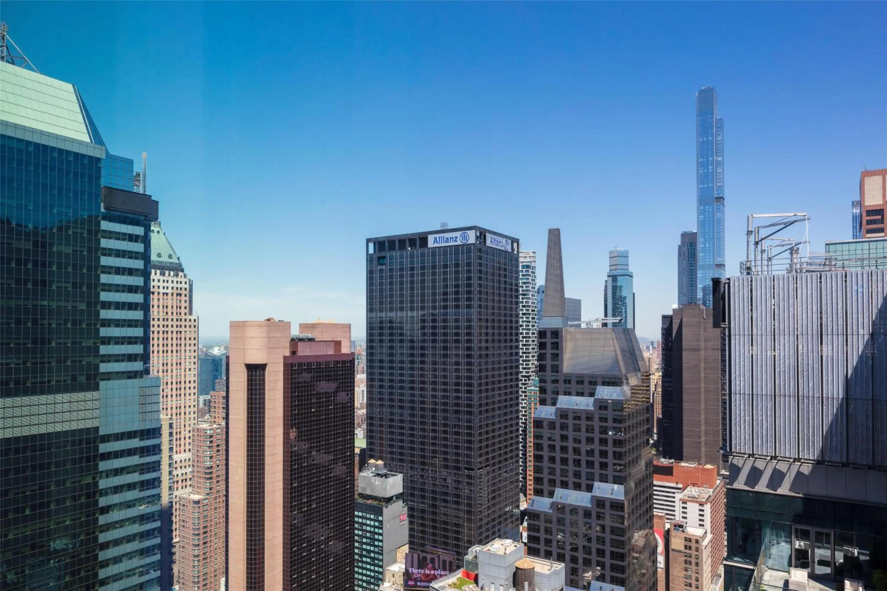 Photo of the whole room in Tempo By Hilton New York Times Square