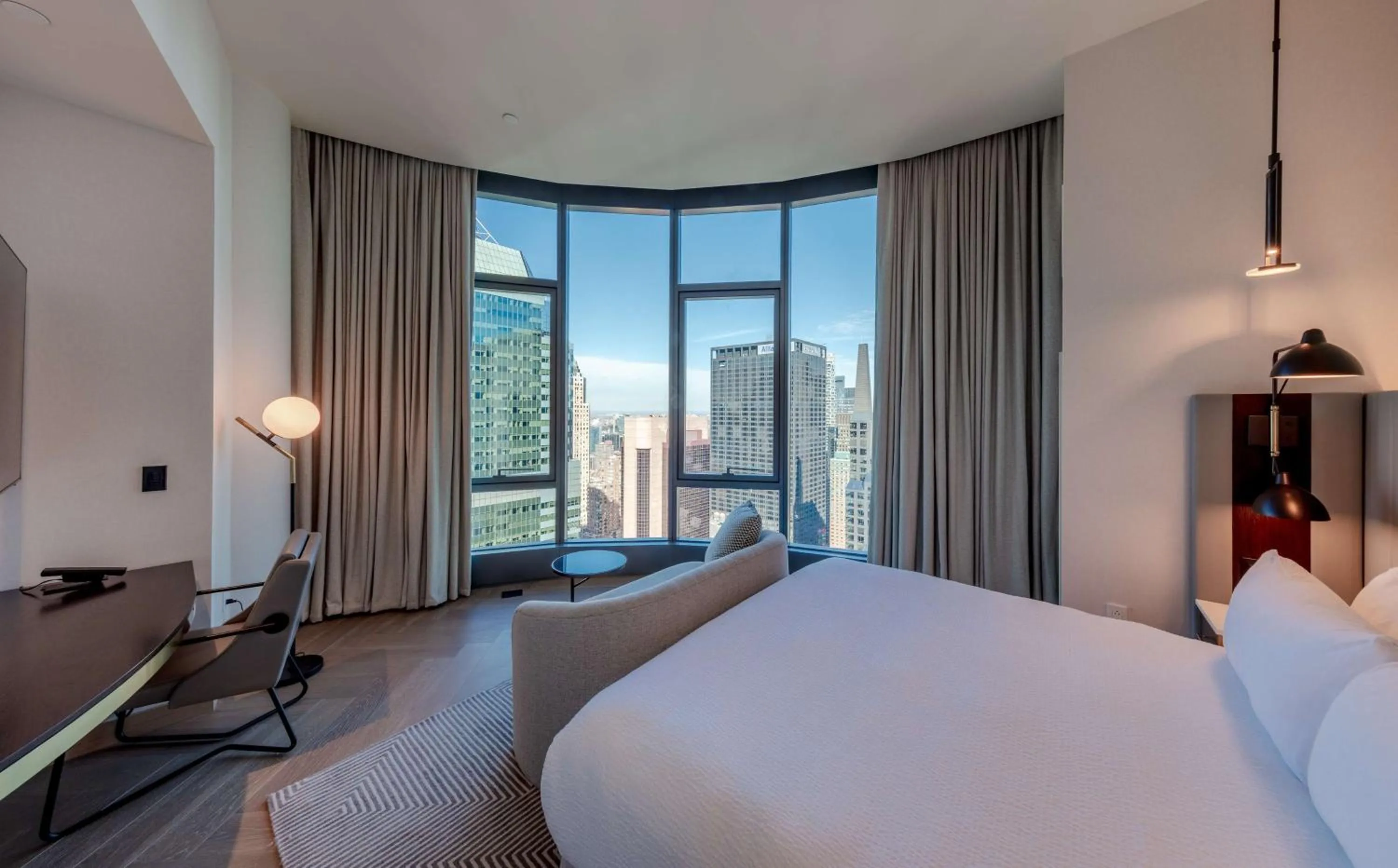 Bedroom, Bed in Tempo By Hilton New York Times Square