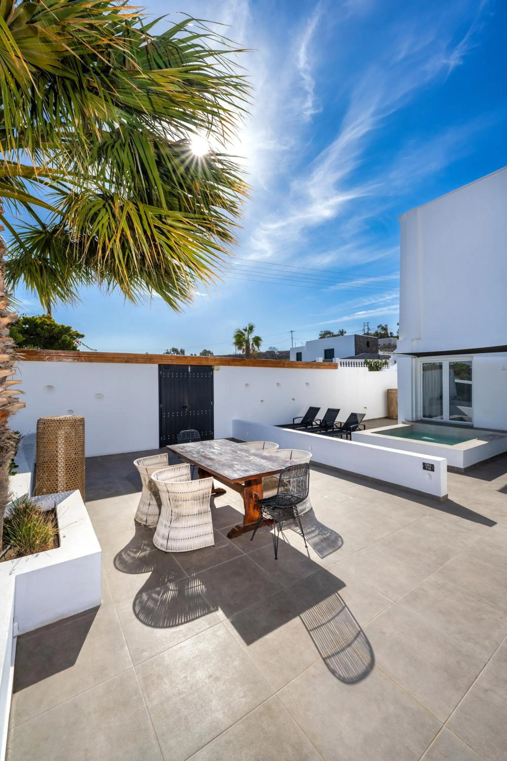 Callia Retreat Suites - Adults Only