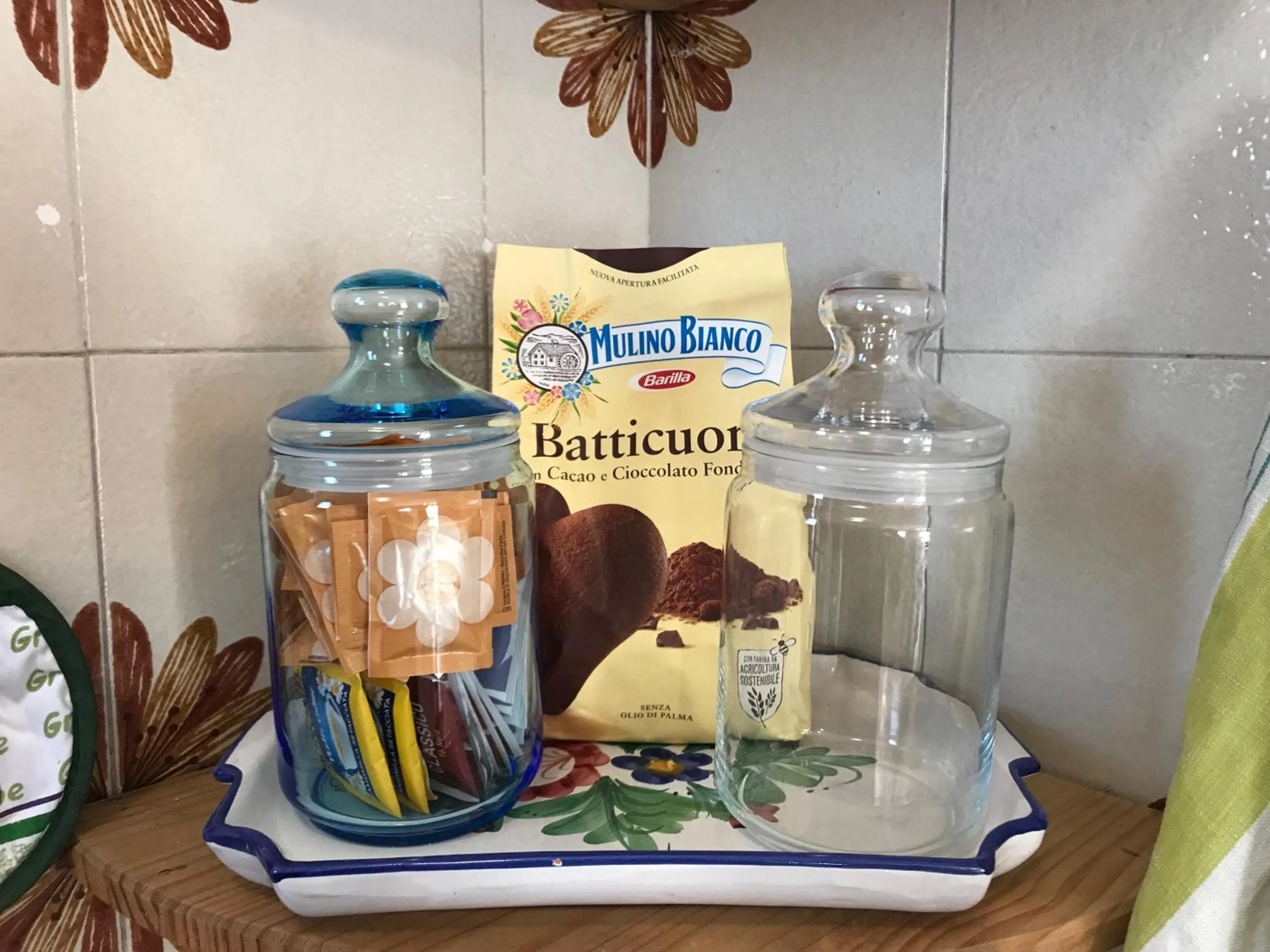 Food and drinks in Stella Di Mare - ampio appartamento con DUE bagni - fronte mare