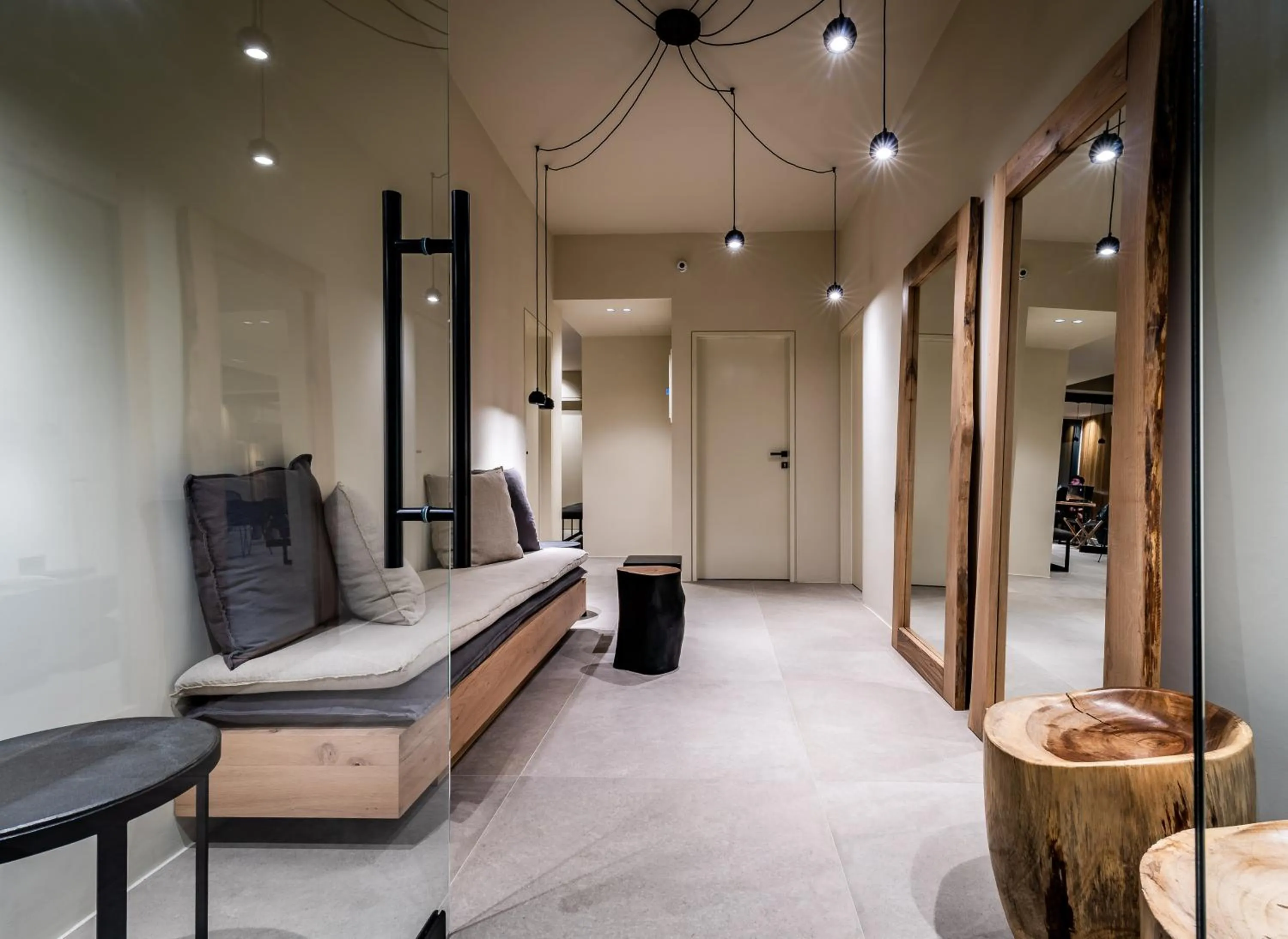 Facade/entrance, Bed in San Giorgio