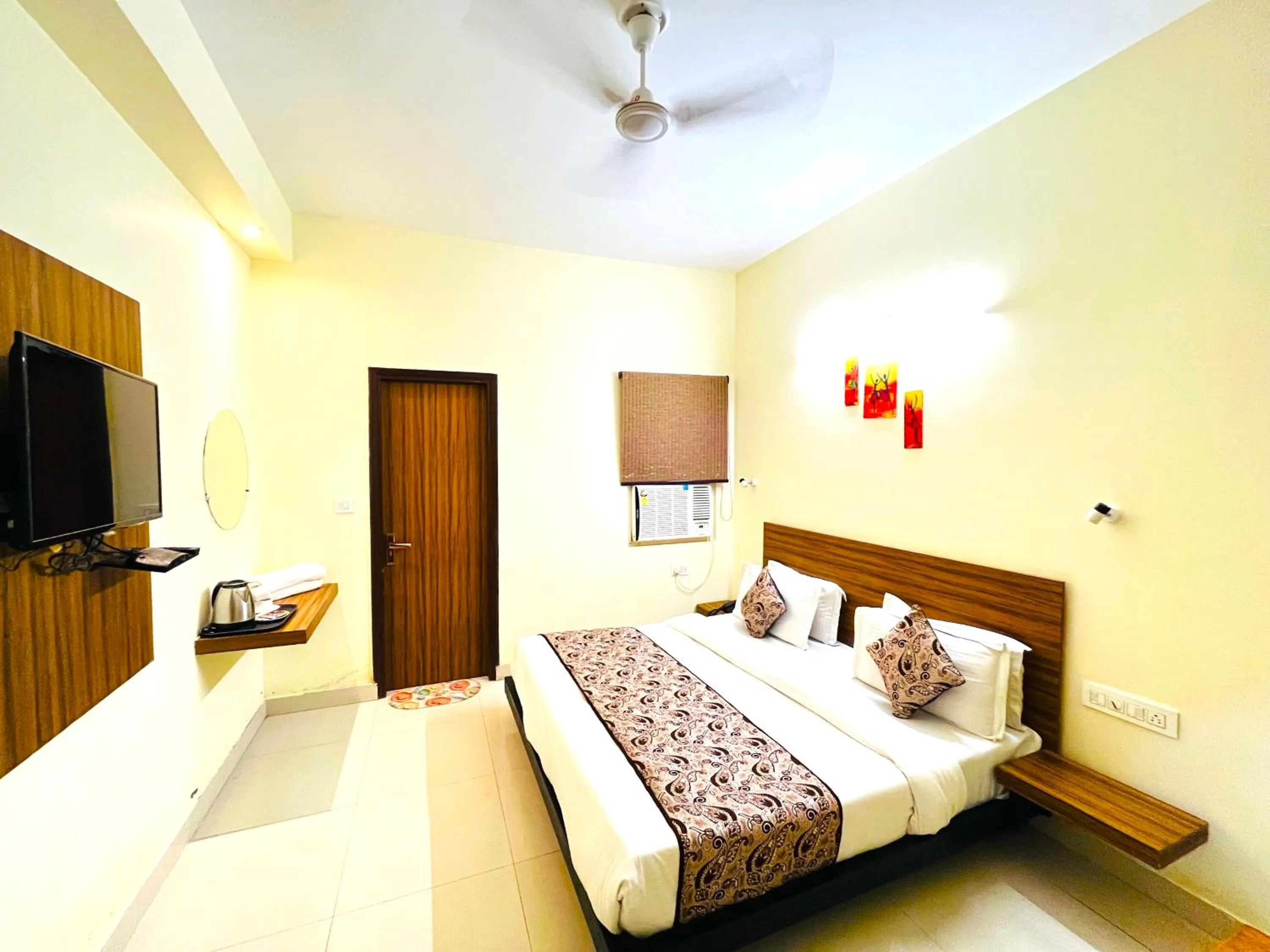 Bed in Ganga Ashoka Hotel Rishikesh