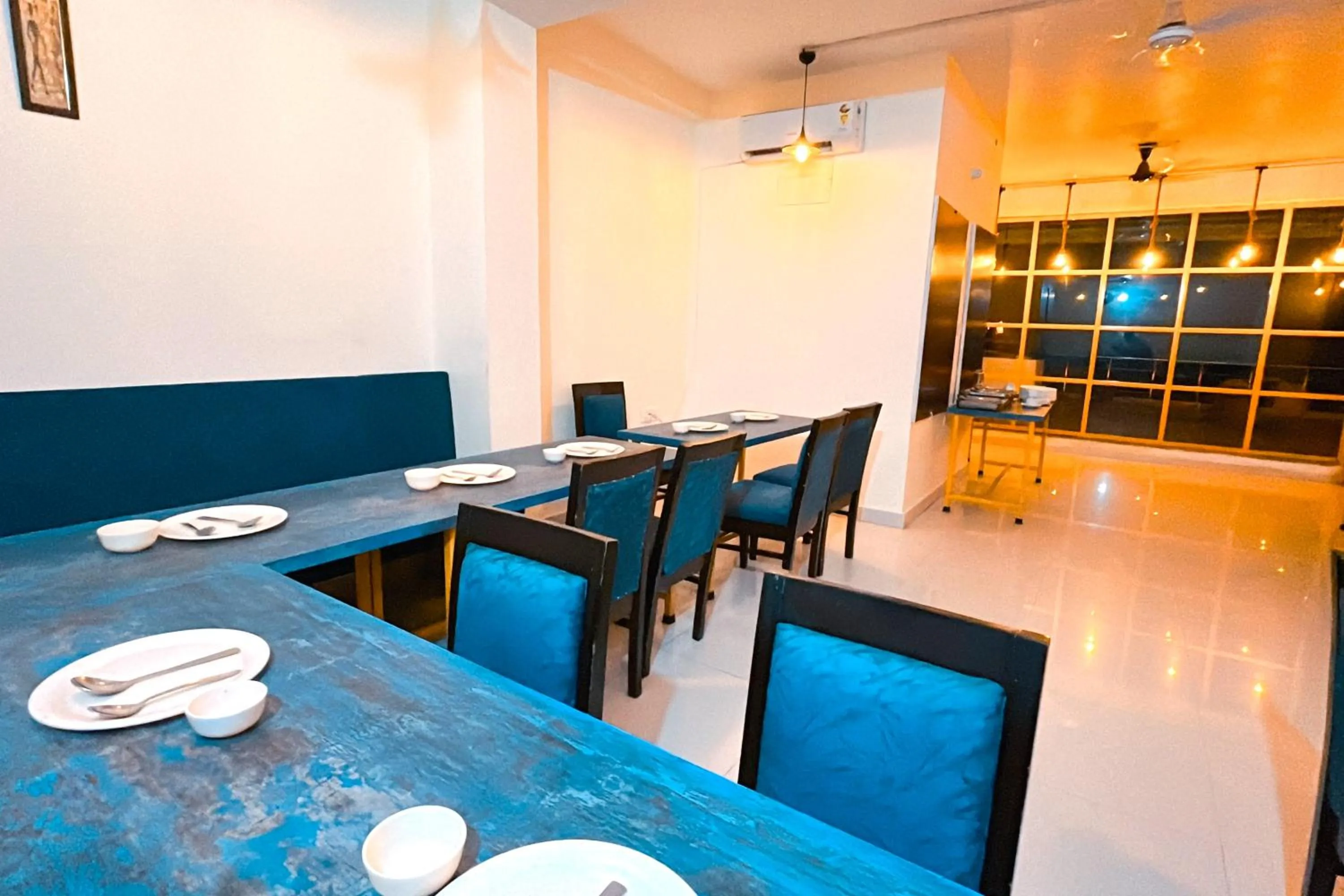 Restaurant/places to eat in Ganga Ashoka Hotel Rishikesh