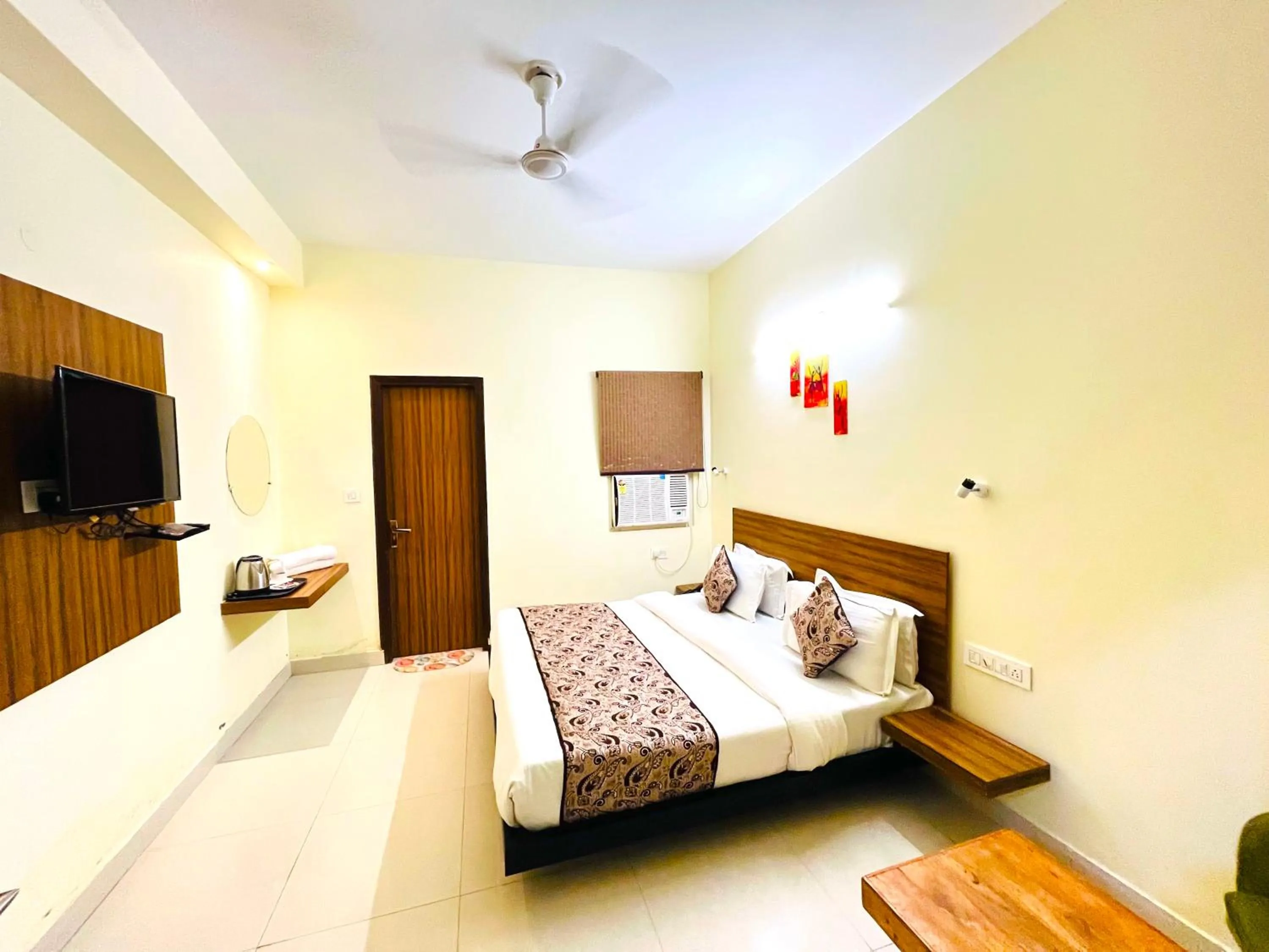 Bed in Ganga Ashoka Hotel Rishikesh