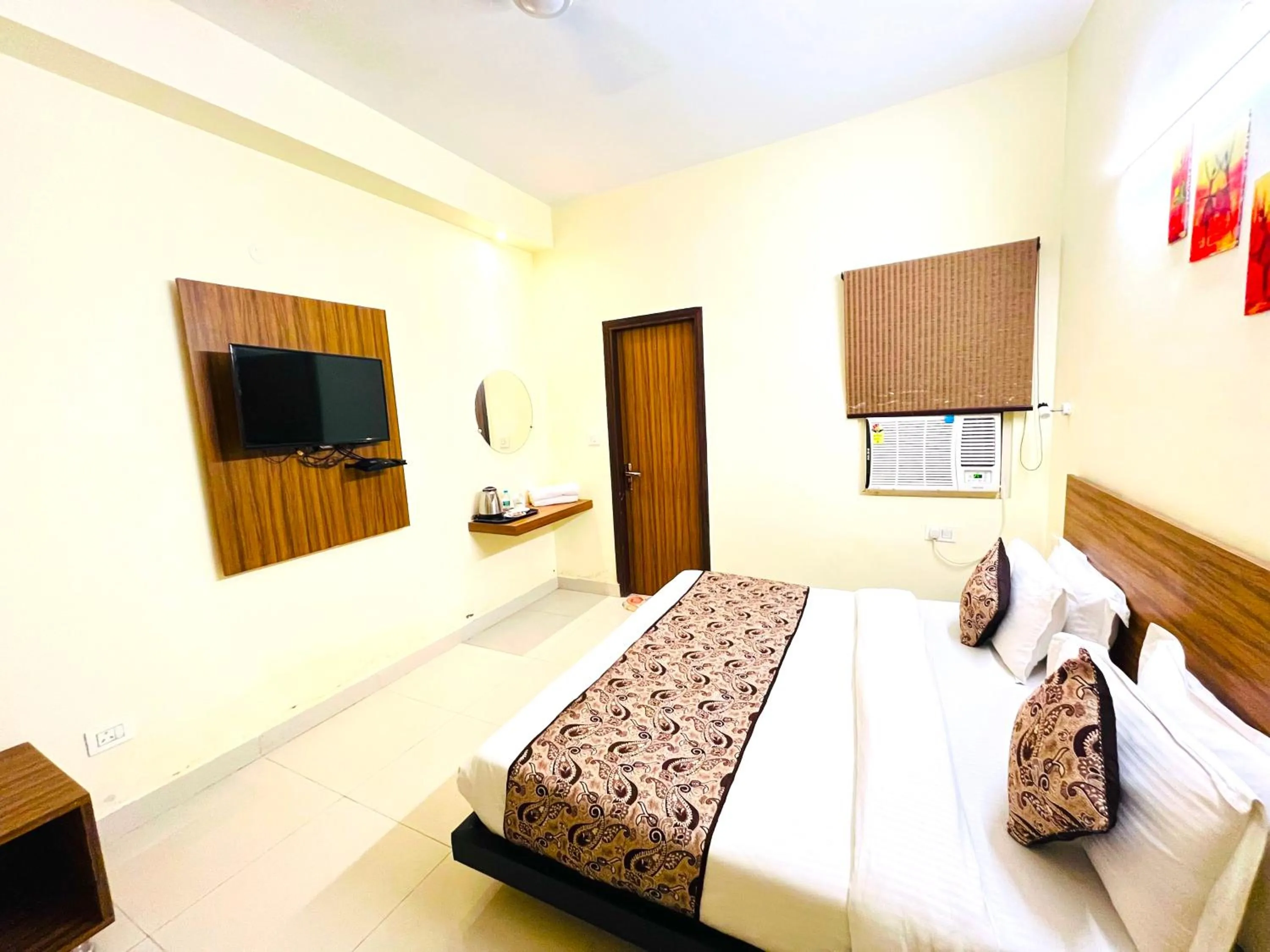 Bed in Ganga Ashoka Hotel Rishikesh