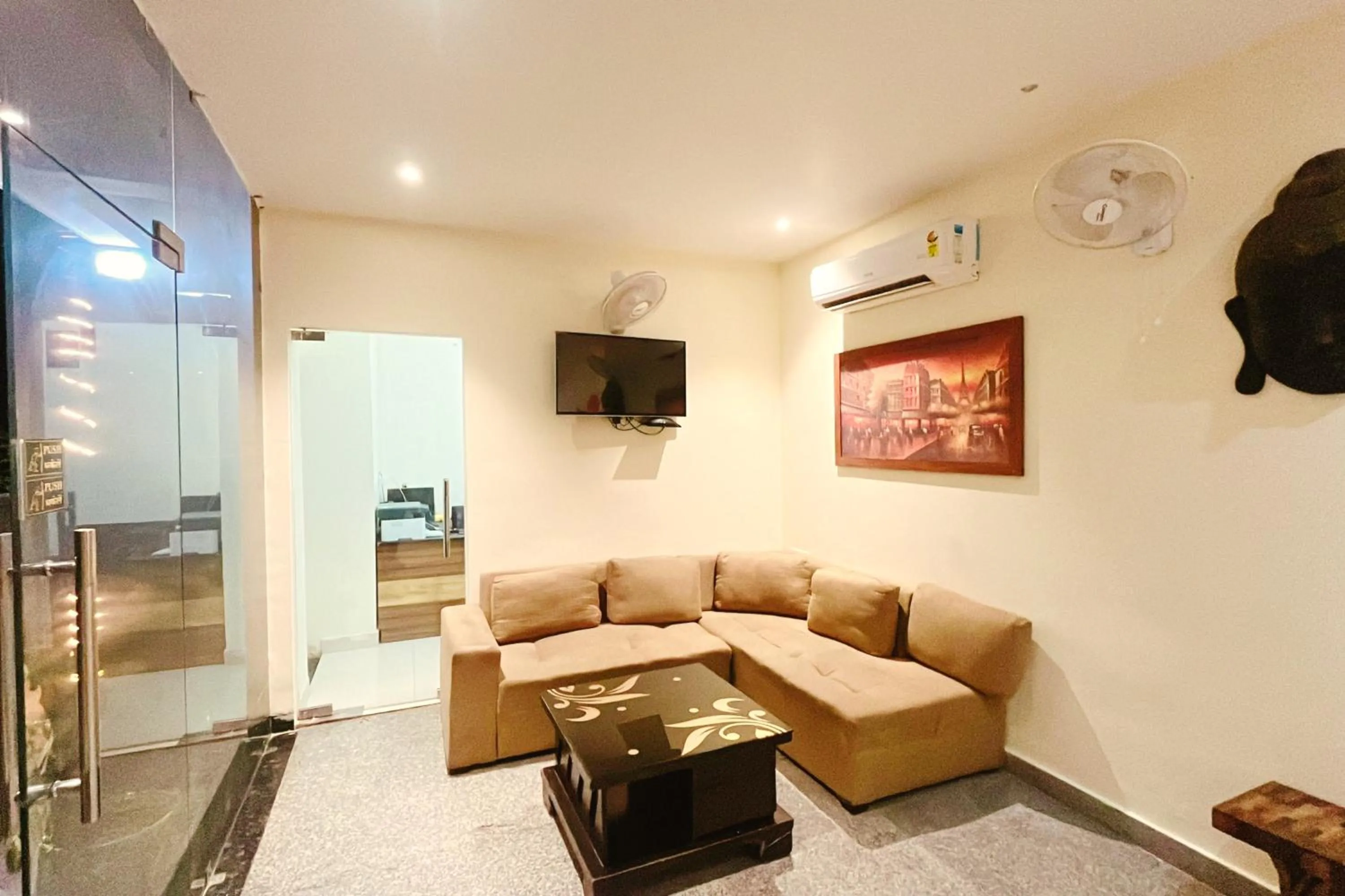 TV and multimedia in Ganga Ashoka Hotel Rishikesh