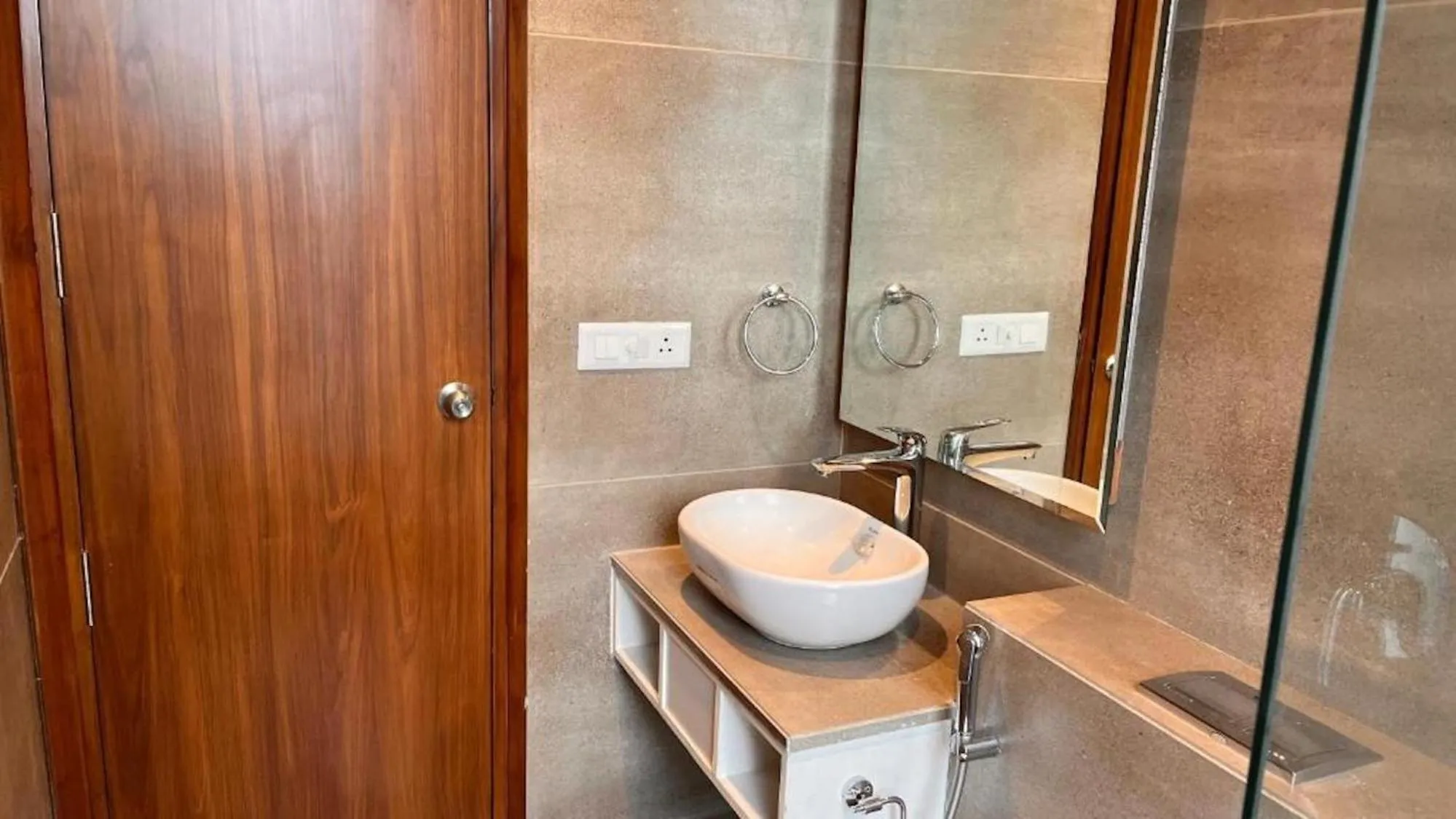 Bathroom in Ganga Ashoka Hotel Rishikesh