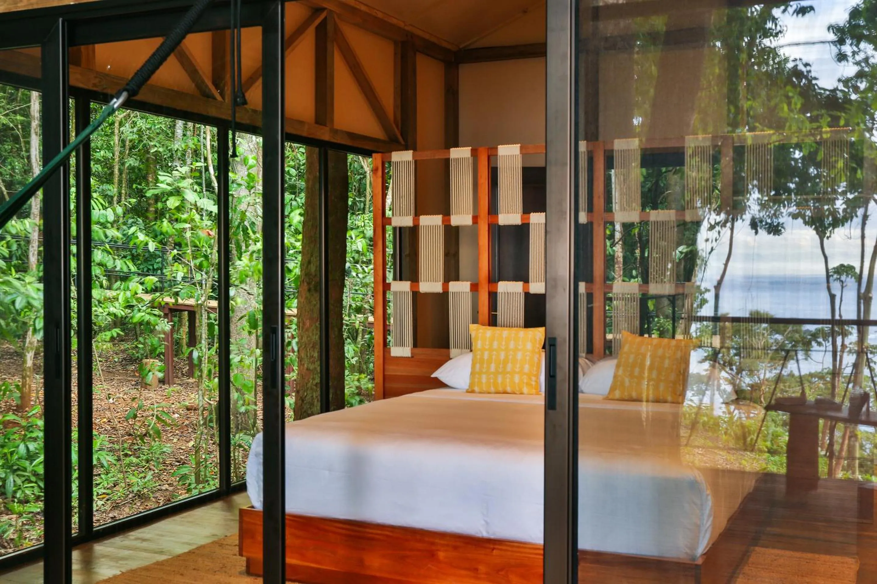 Bedroom, Bed in Corcovado Wilderness Lodge by SCP