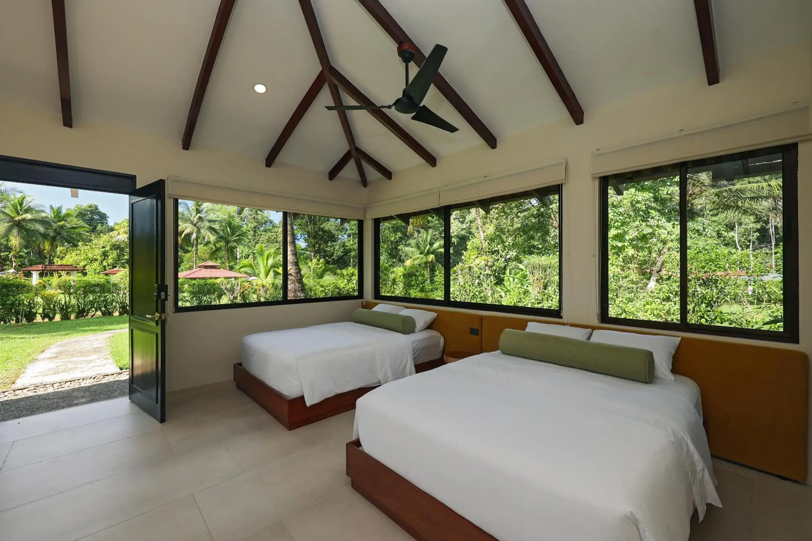 Double Room with Garden View - single occupancy in Corcovado Wilderness Lodge by SCP Double Room with Garden View - single occupancy in Corcovado Wilderness Lodge by SCP