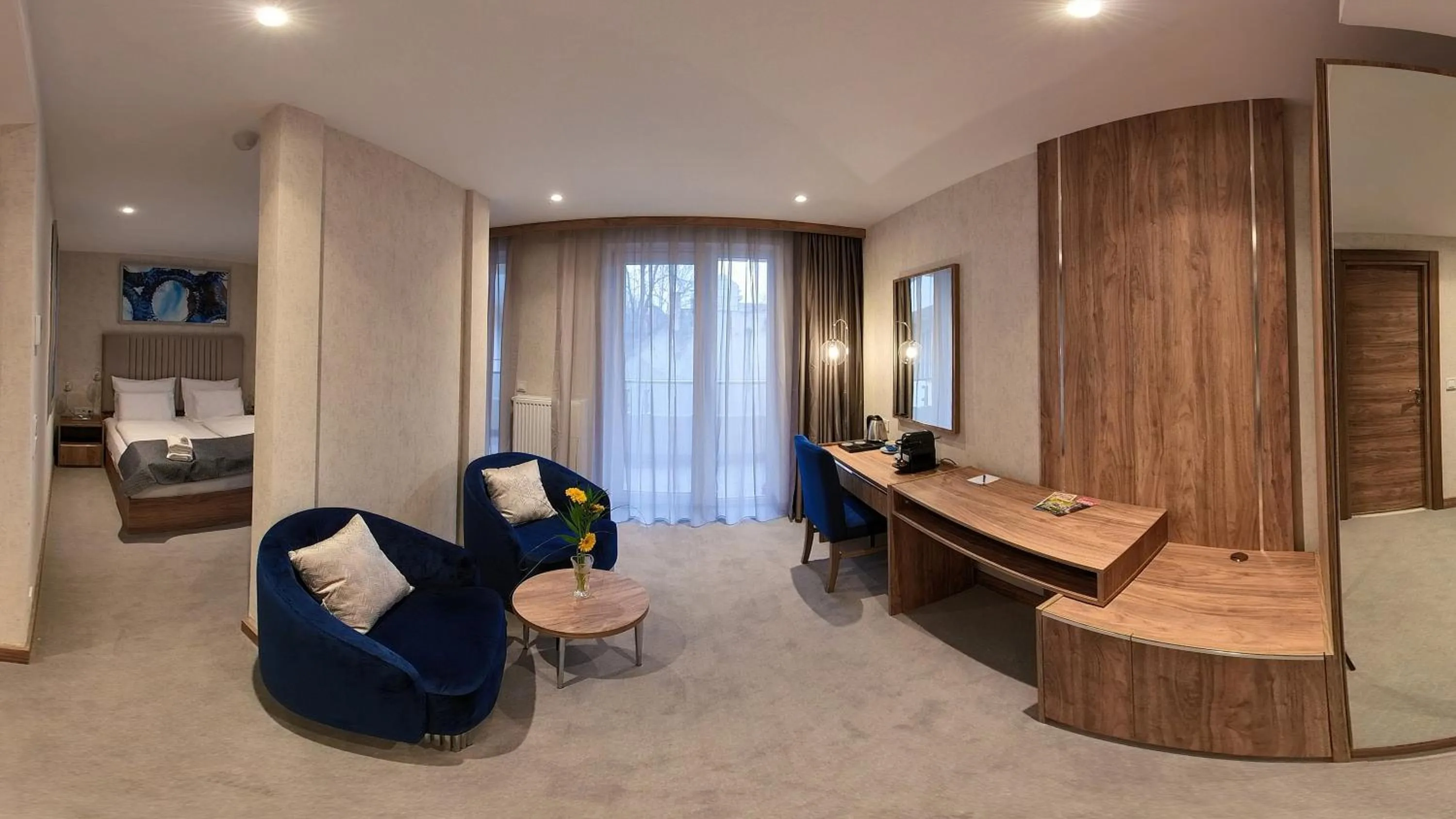 Photo of the whole room in Hotel Foldana