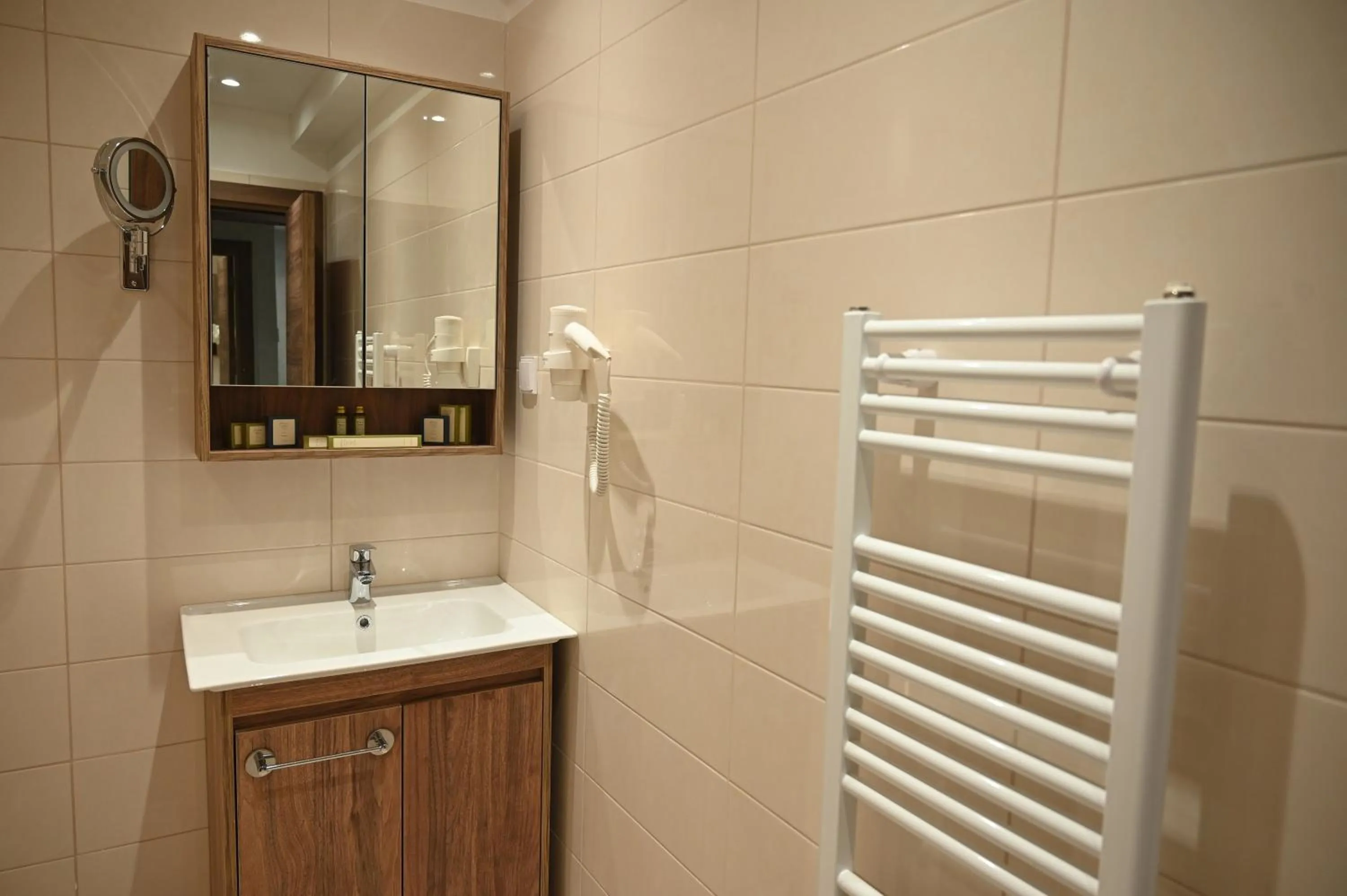 Bathroom in Hotel Foldana