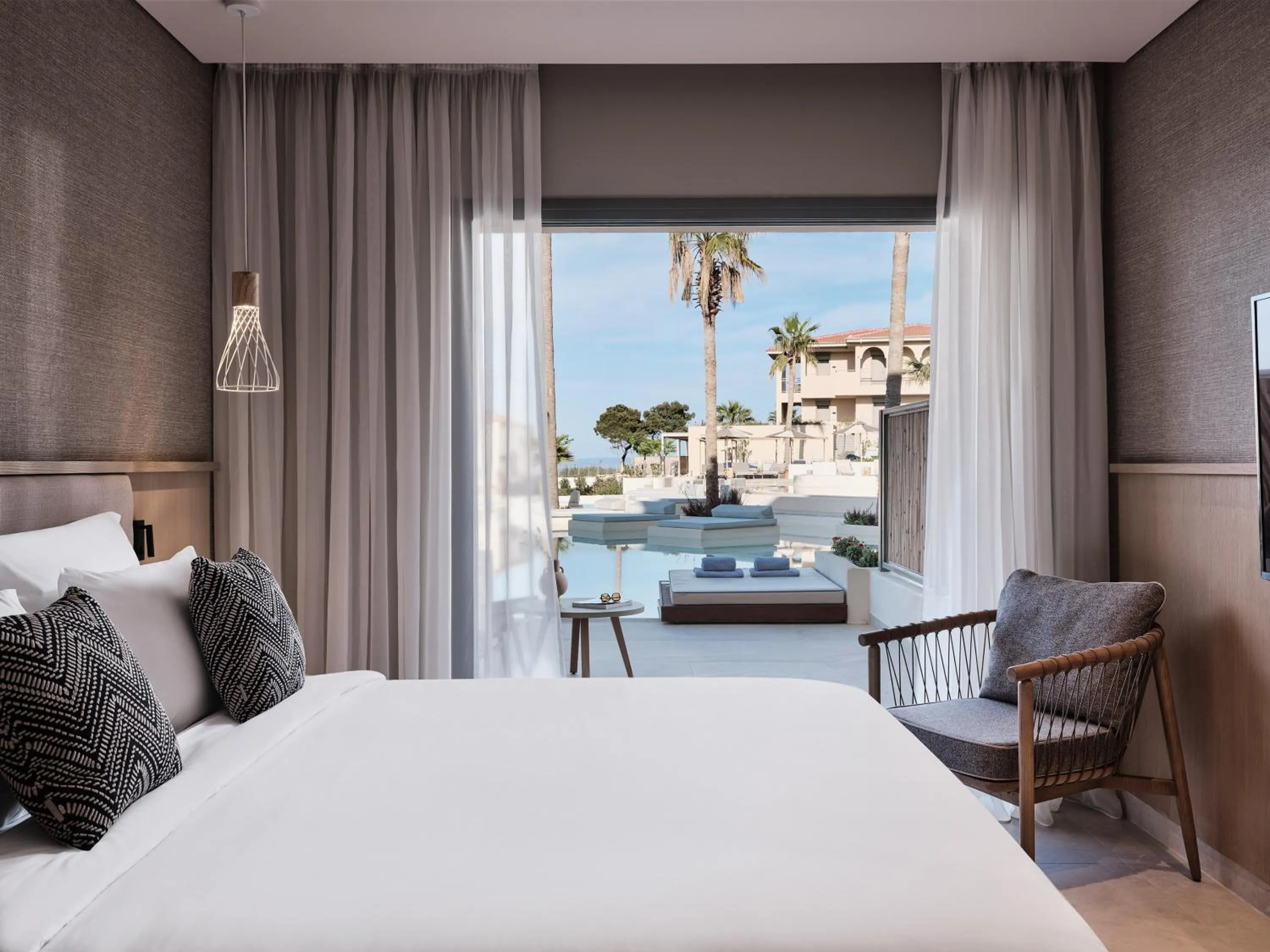 View (from property/room), Bed in Cora Hotel & Spa