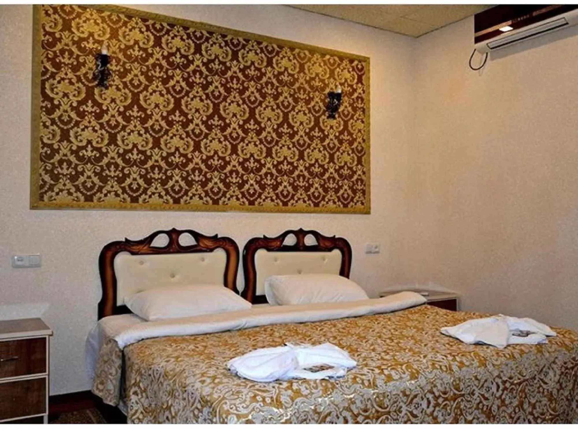 Quadruple Room with Garden View in AVAGYAN'S Hotel-restaurant Quadruple Room with Garden View in AVAGYAN'S Hotel-restaurant