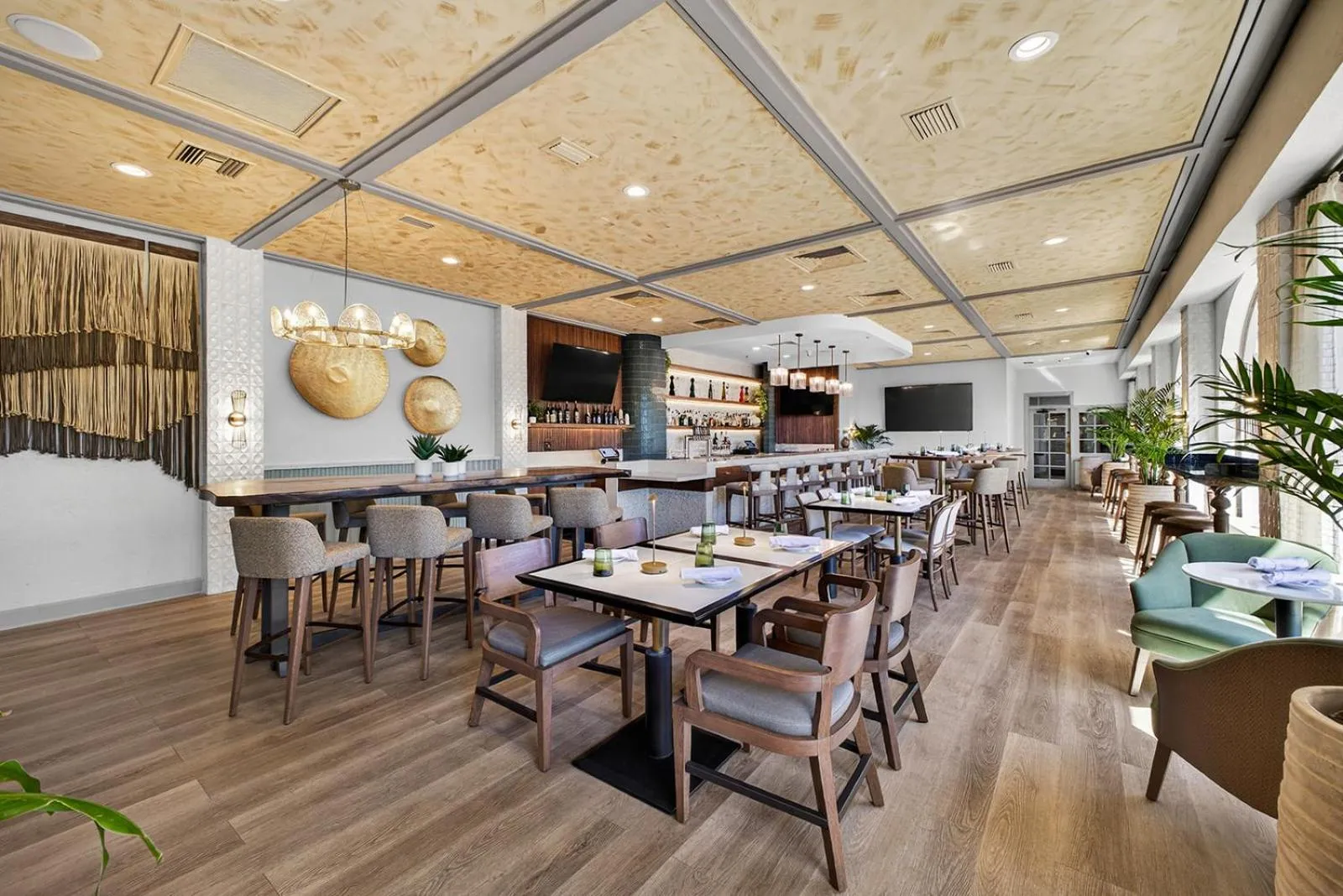 Restaurant/places to eat in Mission Resort and Club