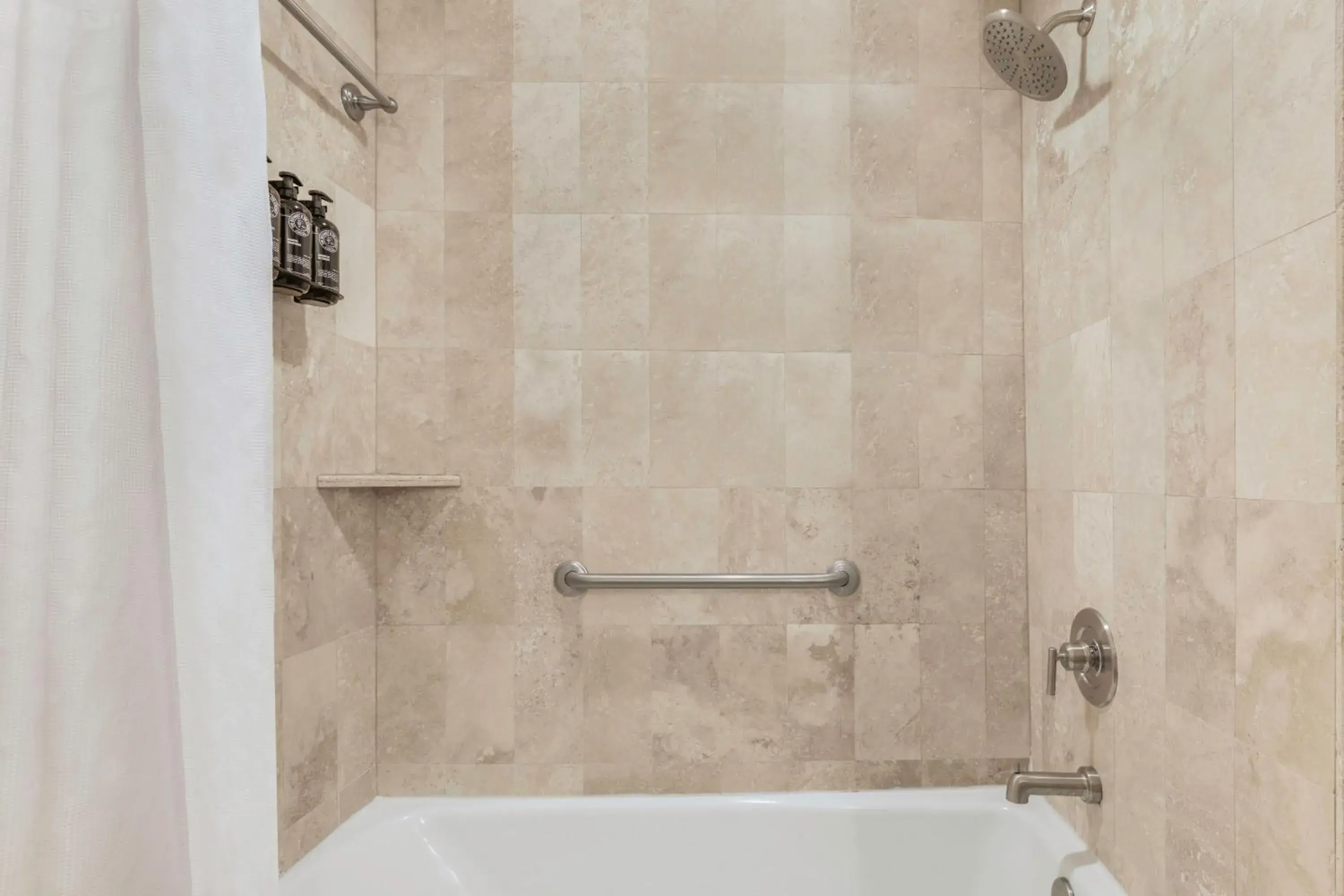 Queen Room - Disability Access in Mission Resort and Club Queen Room - Disability Access in Mission Resort and Club