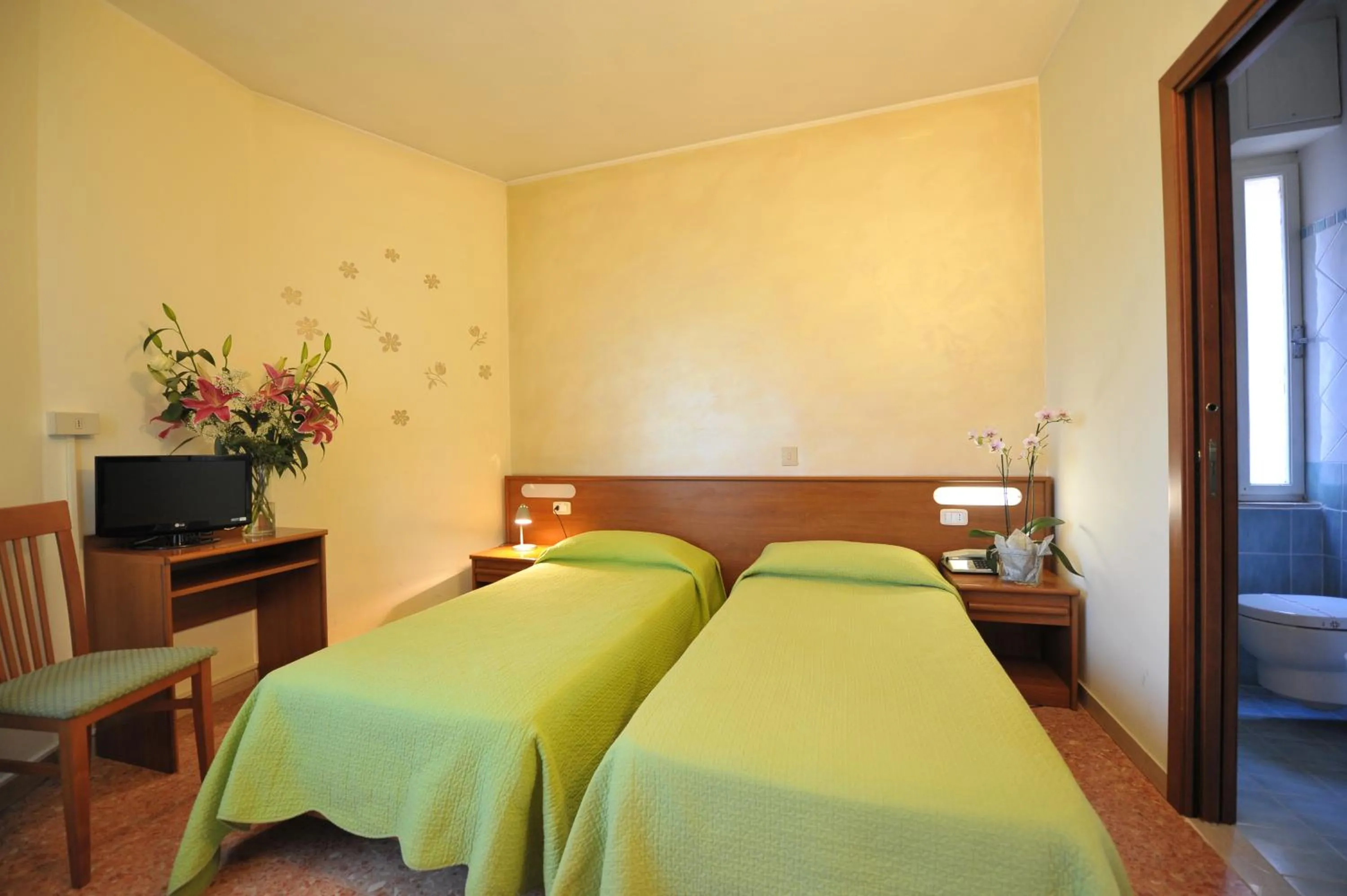 Bedroom, Bed in Hotel Astor