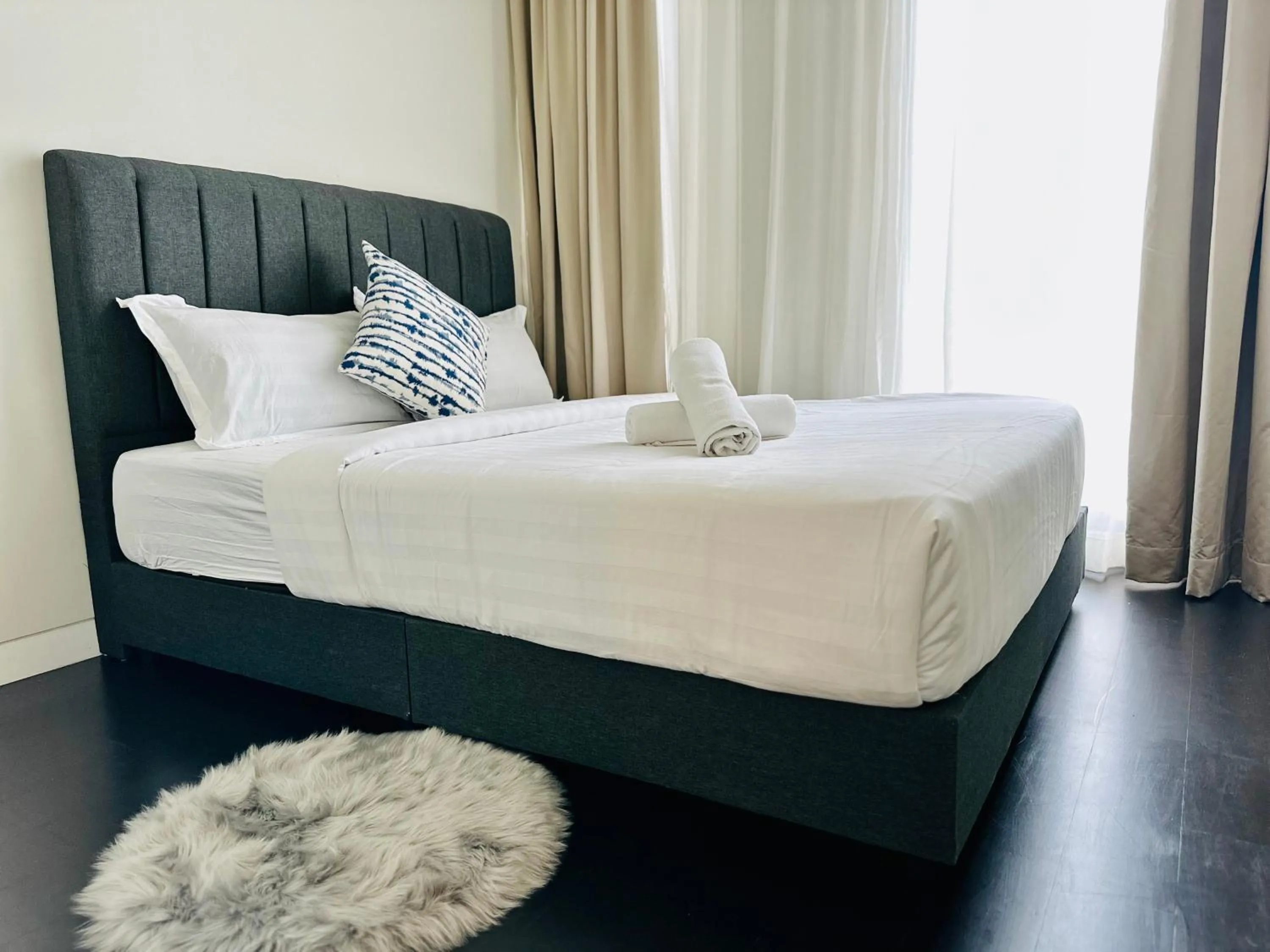 Bed in Tropicana The Residence Klcc By Sky World