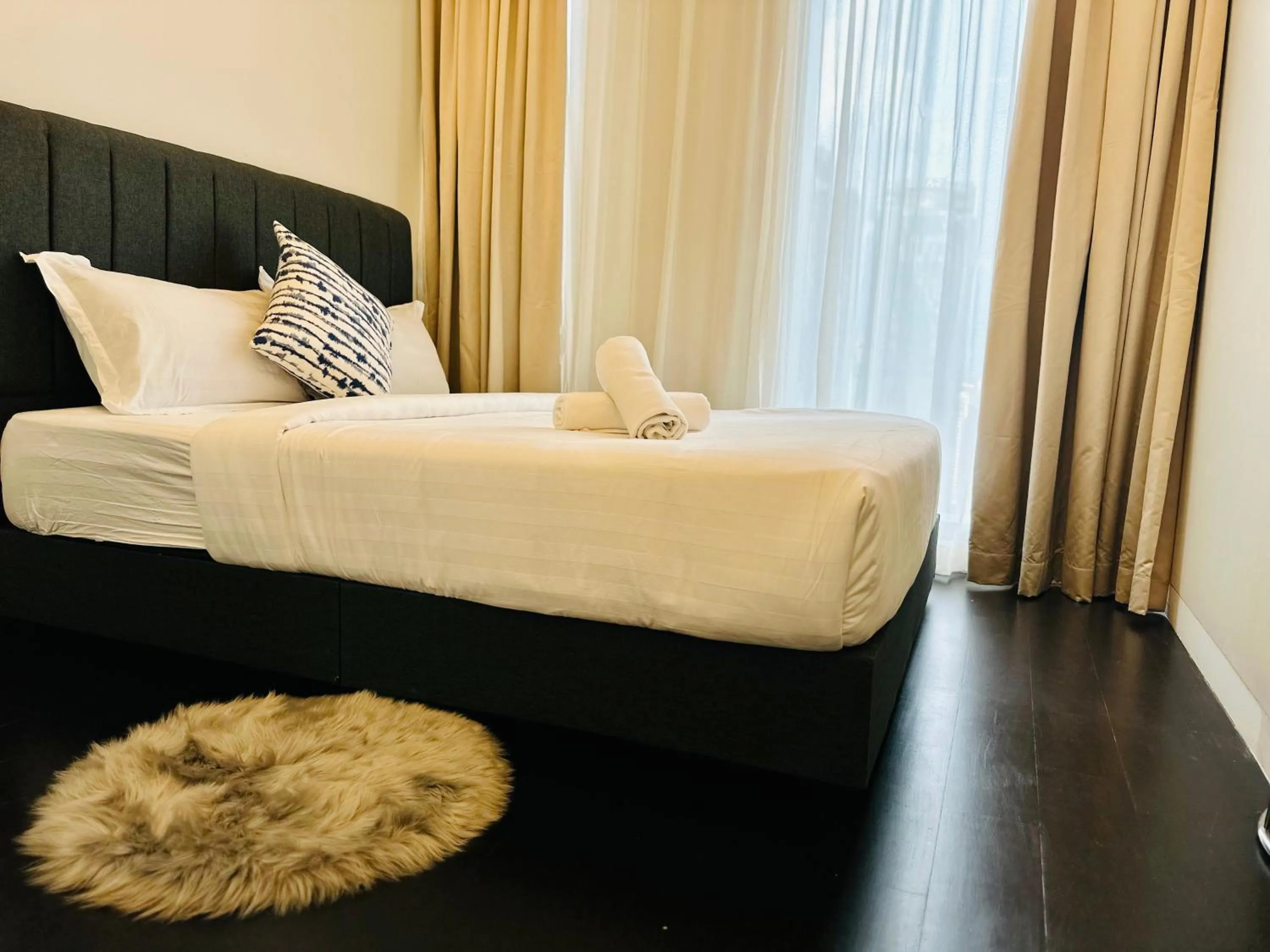 Bed in Tropicana The Residence Klcc By Sky World