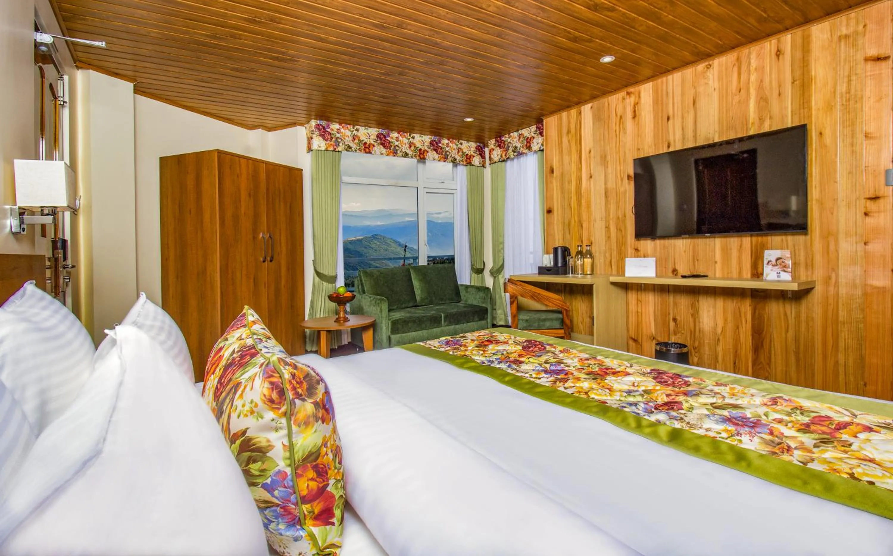 Bed in Mount Lungta Boutique Hotel & Spa