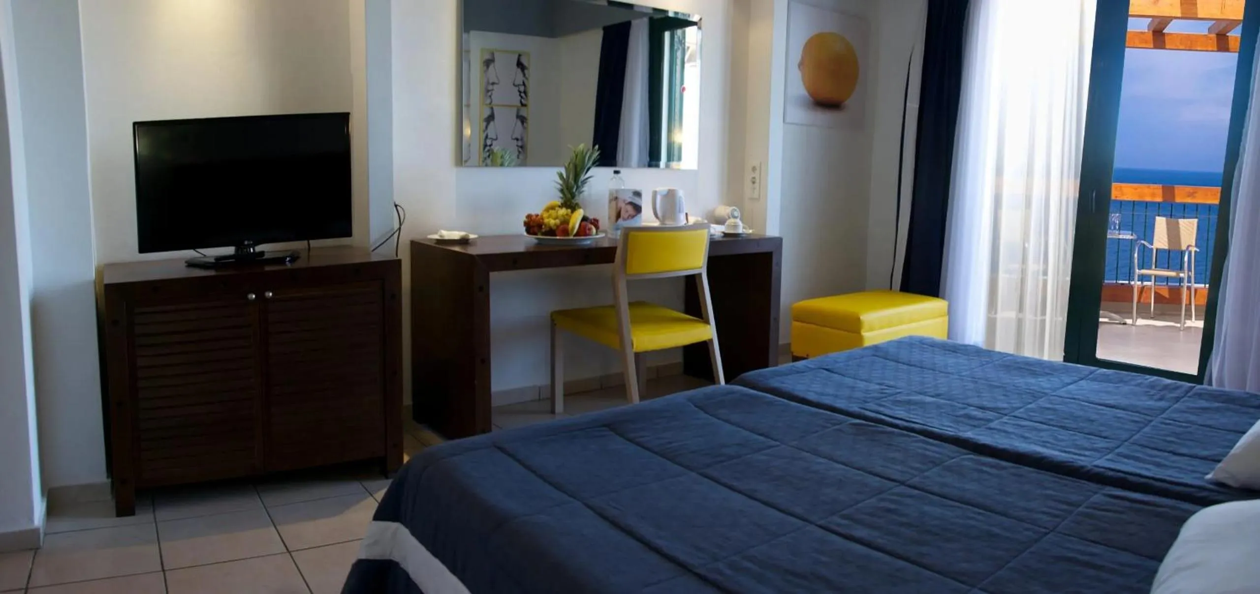 Apostolata Island Resort & Spa