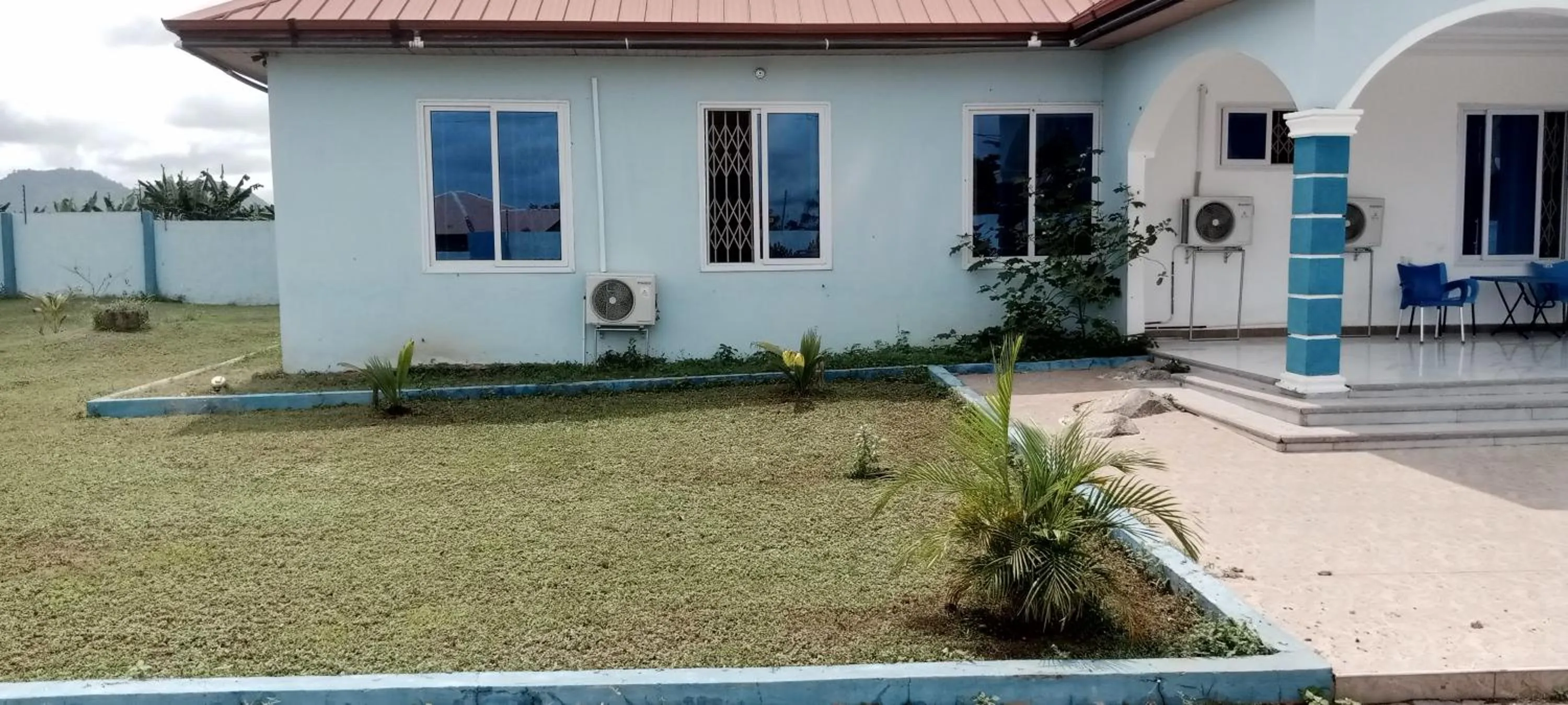 Dexxy's Palace Hotel