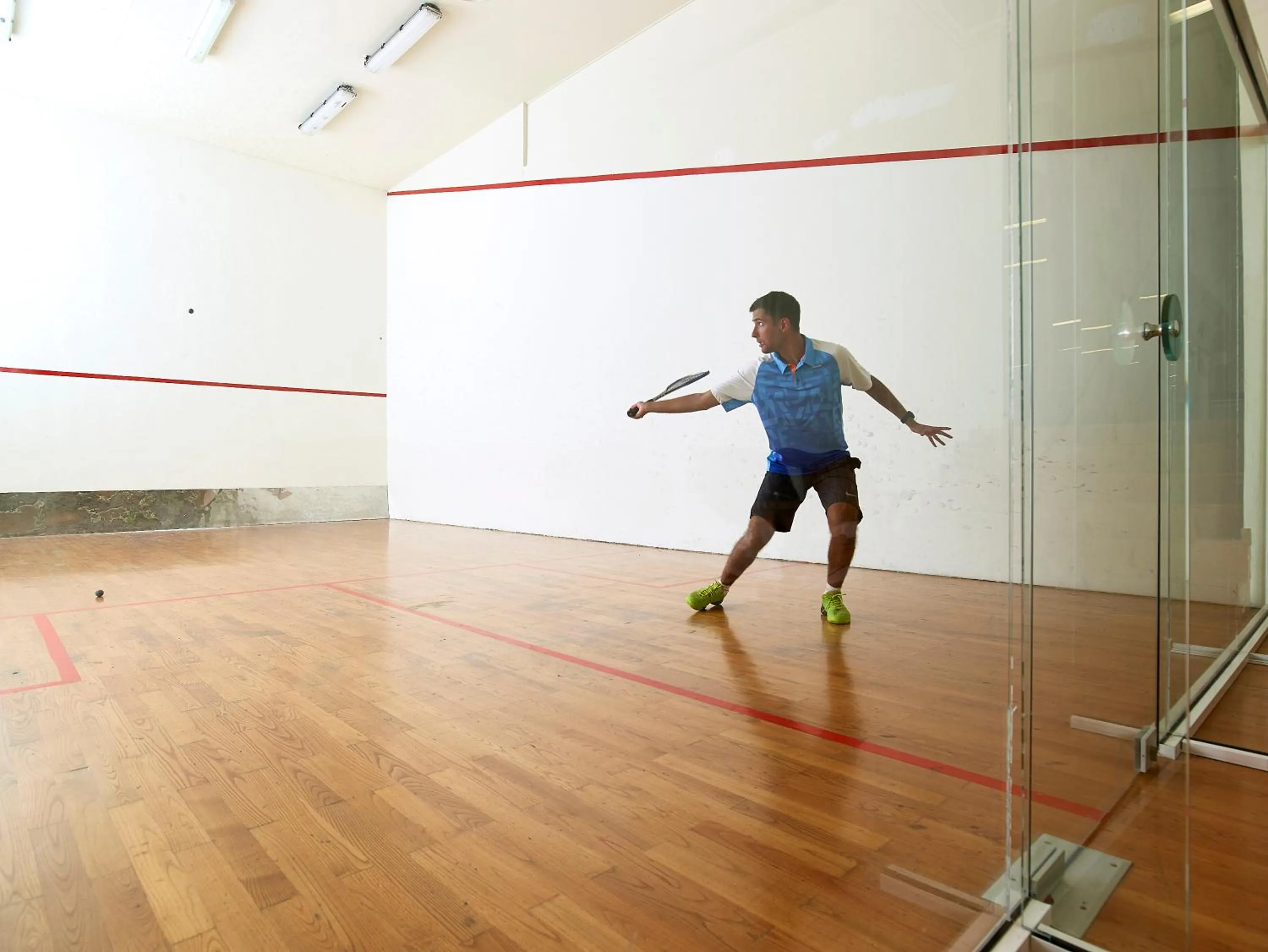 Squash in Knossos Royal