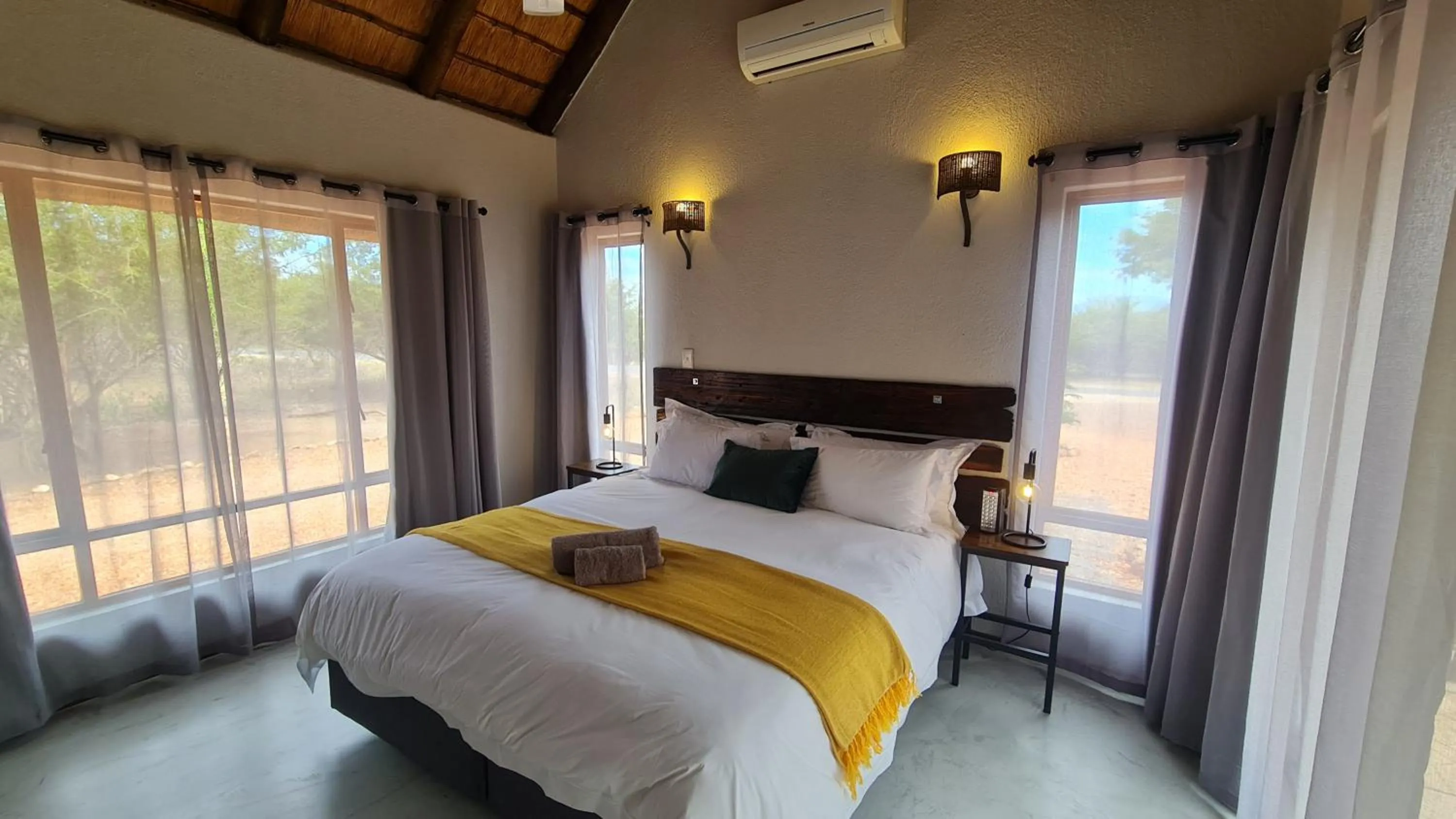 Bedroom, Bed in Hoedspruit Bush Stay