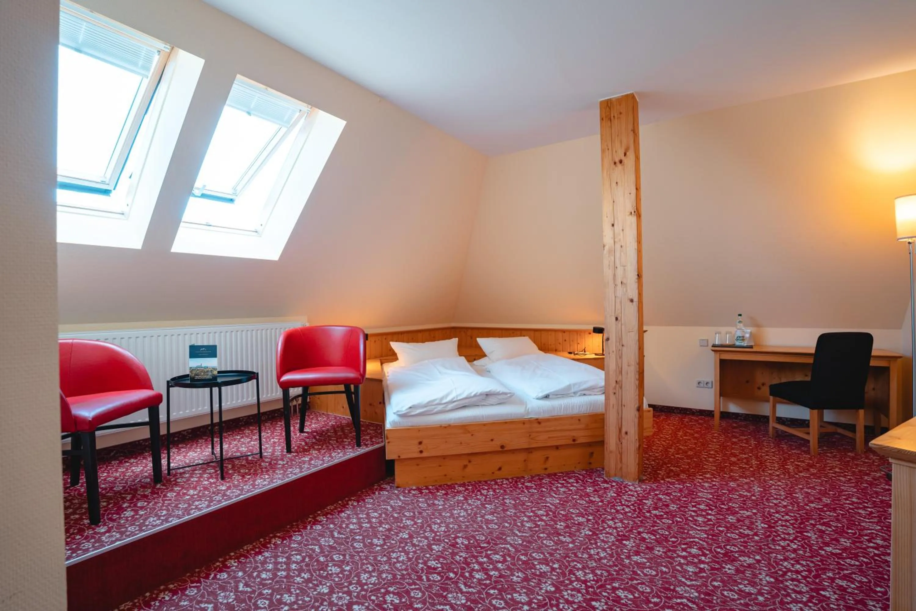 Photo of the whole room, Bed in Hotel Fichtelberghaus - ganz oben im Erzgebirge