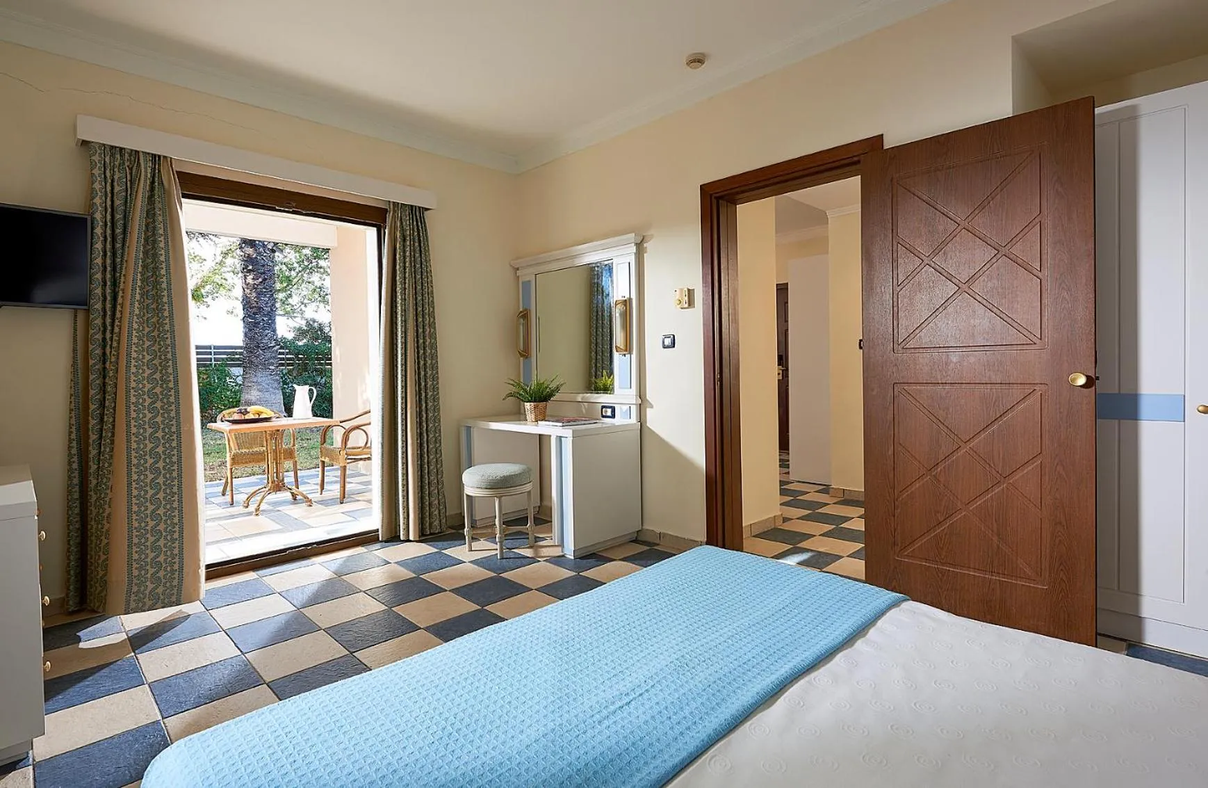 Bedroom, Bed in Aldemar Olympian Village