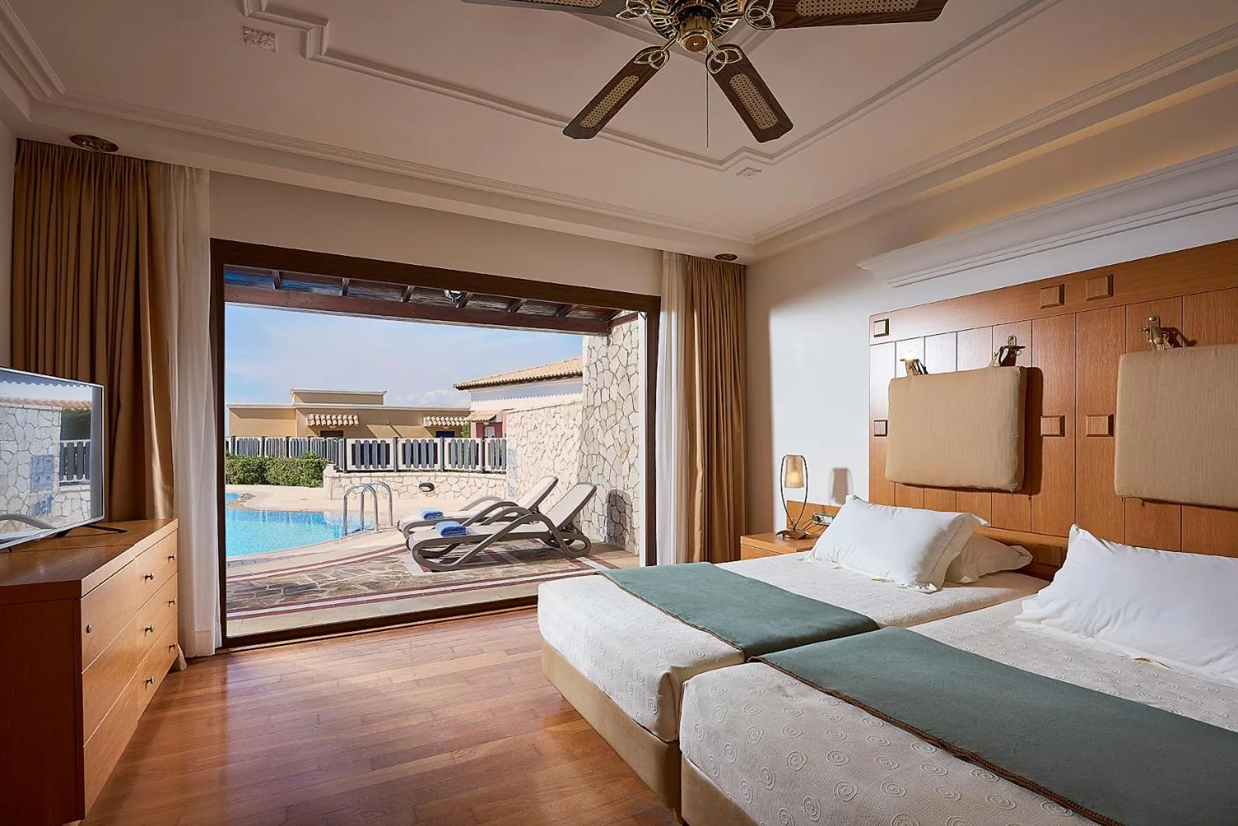 Bed in Aldemar Olympian Village