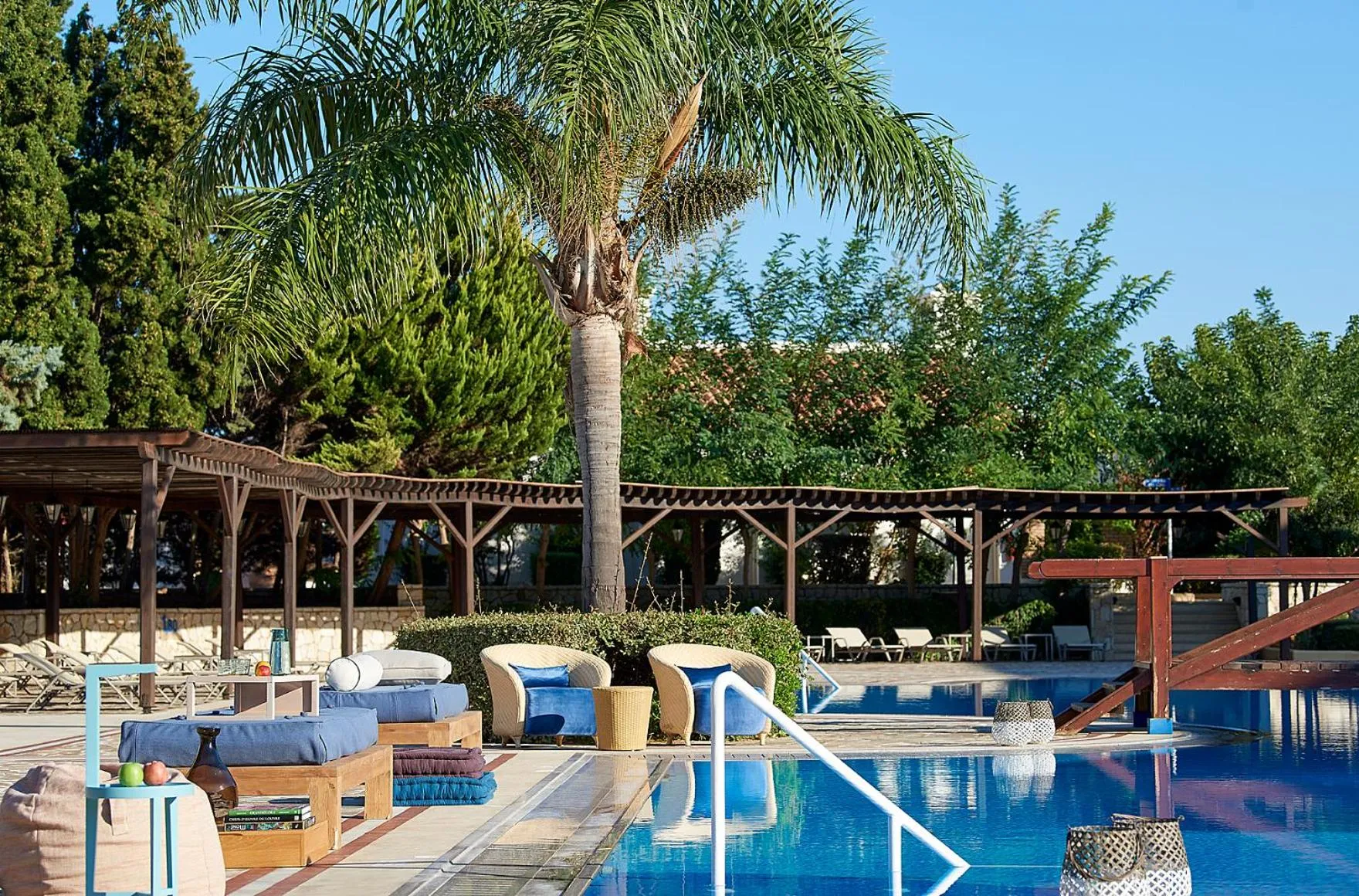 Area and facilities in Aldemar Olympian Village