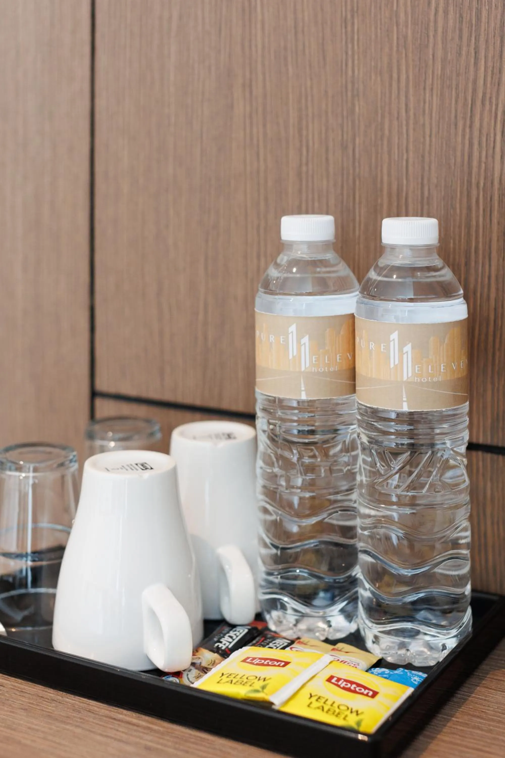 Restaurant/places to eat in Pure Eleven Hotel Bangkok